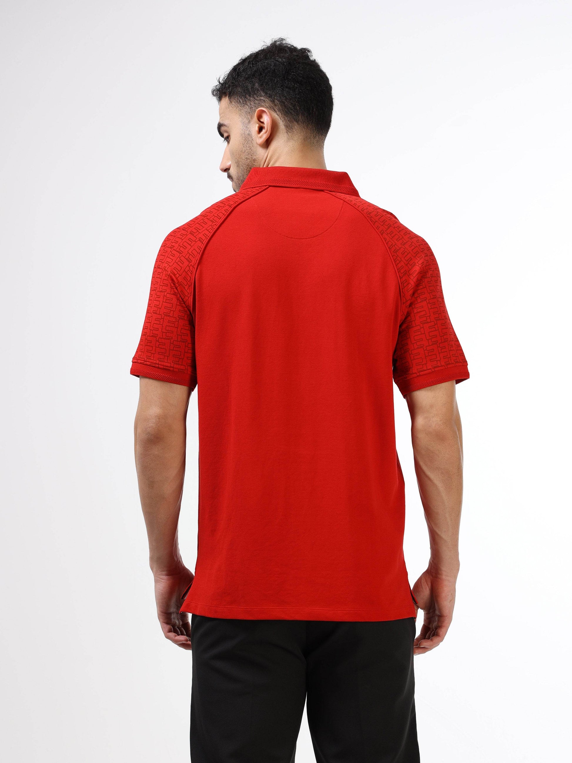 Men's red polo t-shirt with printed raglan sleeves