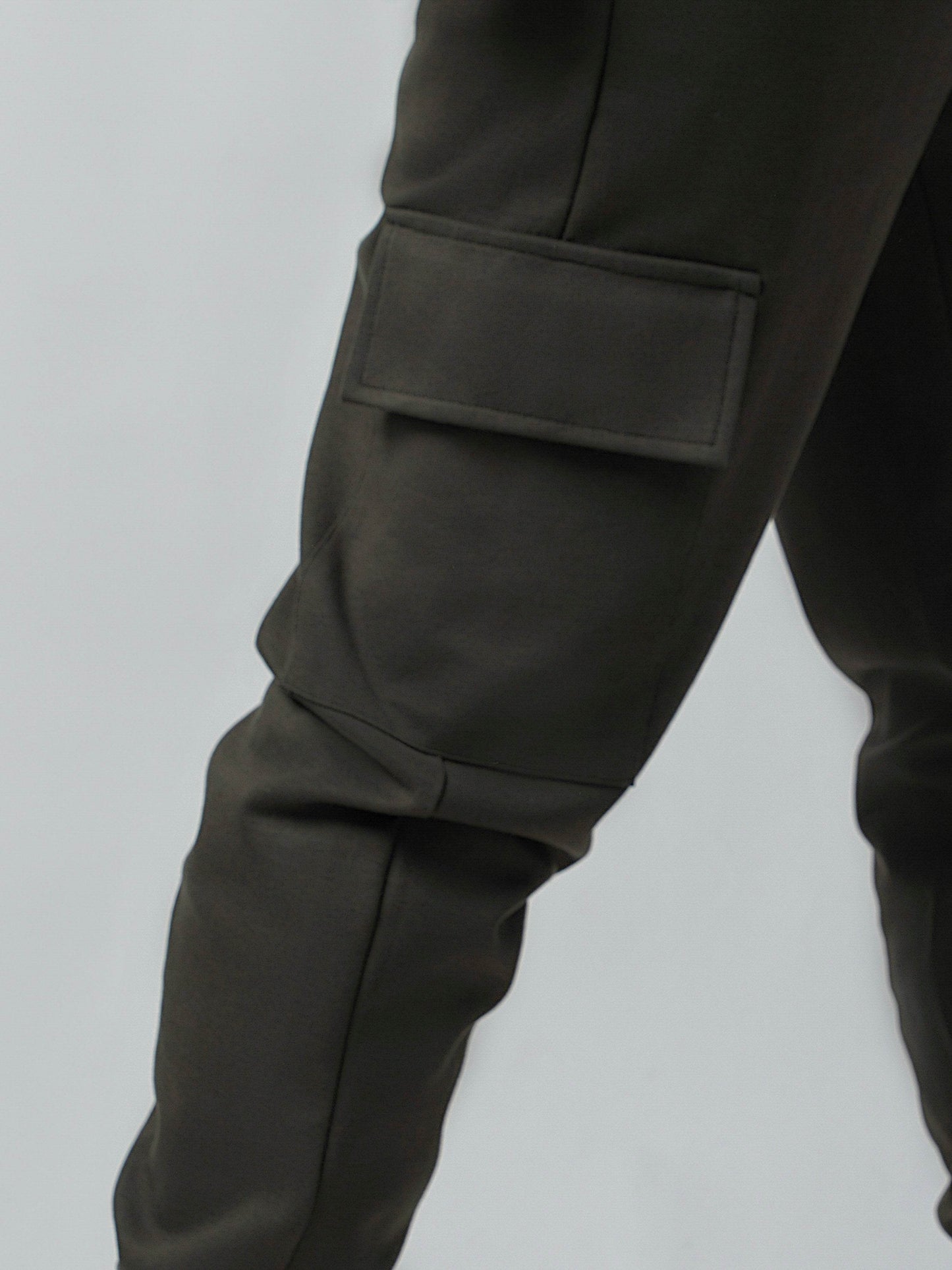 Trackpant with Dual Cargo Pockets in Rougen Cotton Poly Elastane Interlock