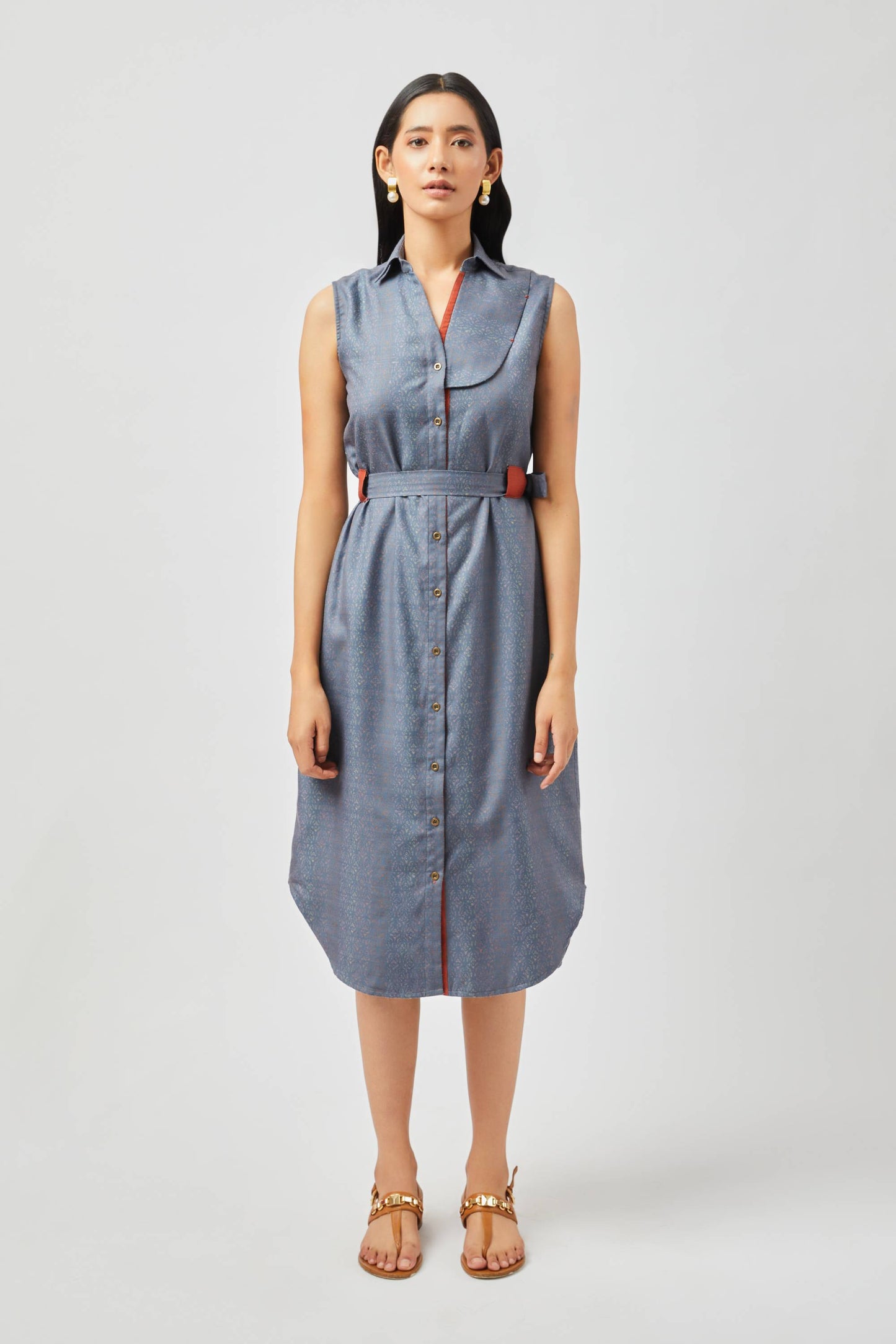 Stylera blue button down midi dress with sleeveless design and front buttons