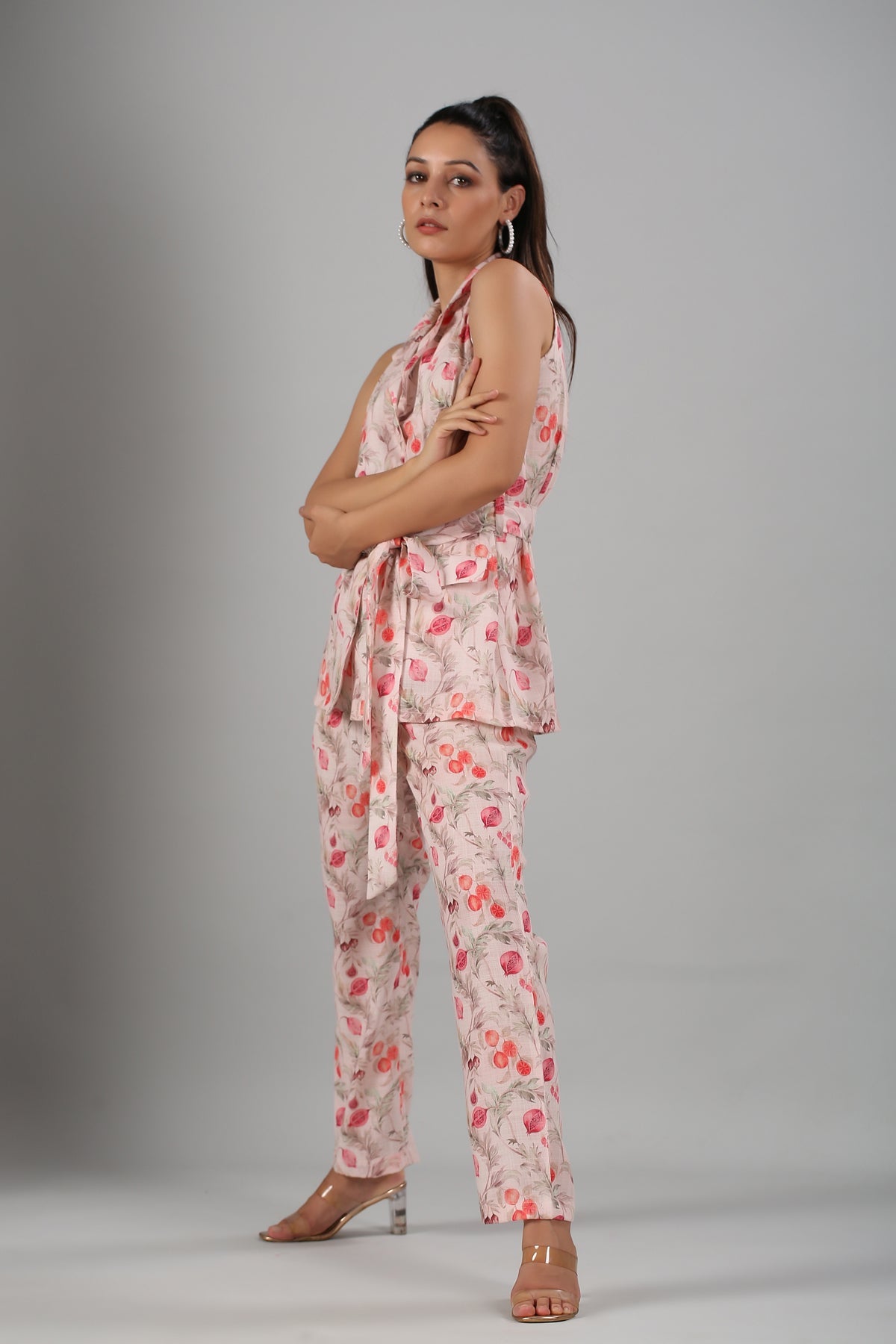 Stylish floral printed two piece set for women featuring a sleeveless top and matching pants