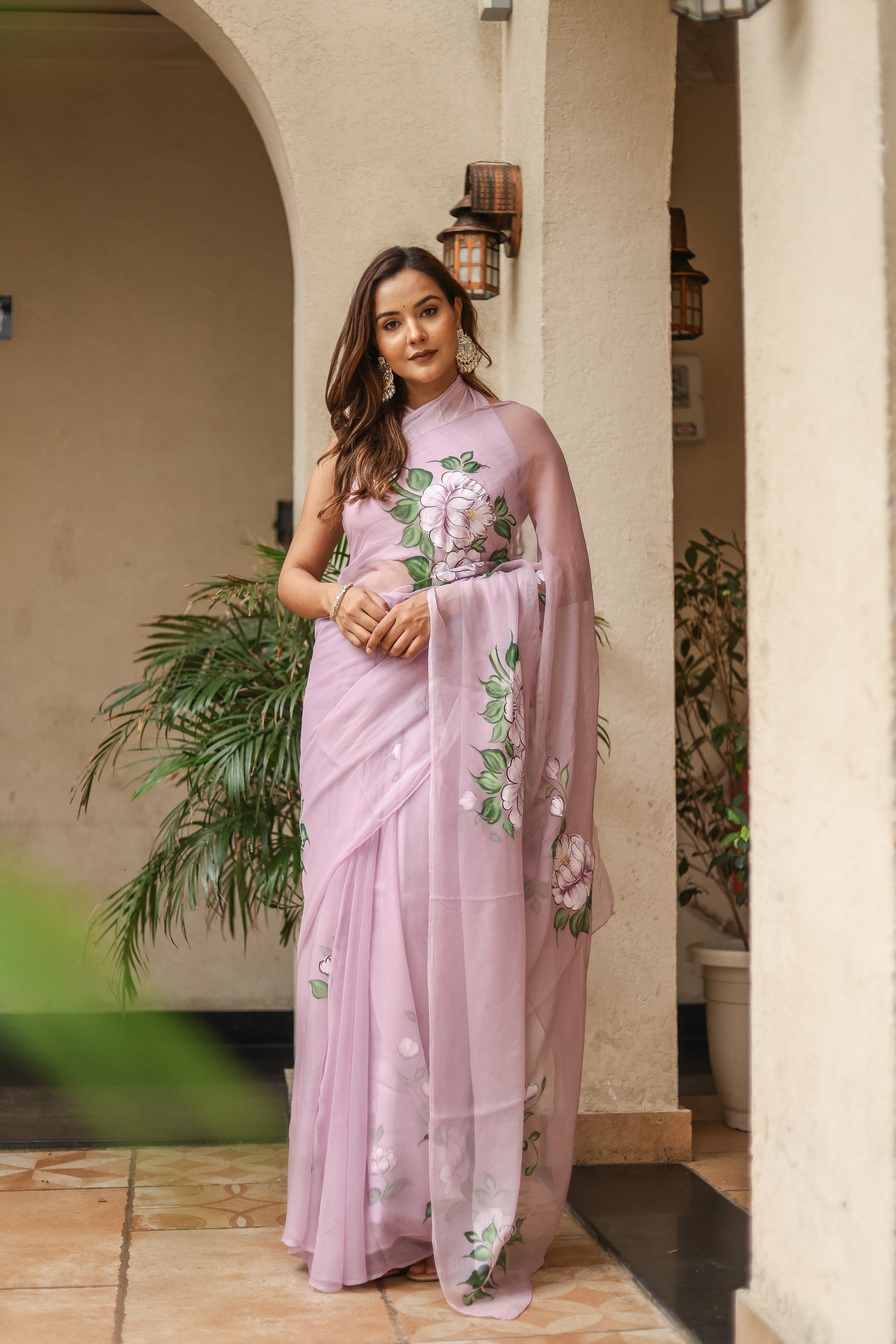 Stylera floral statement saree in light purple with floral embroidery for elegant occasions
