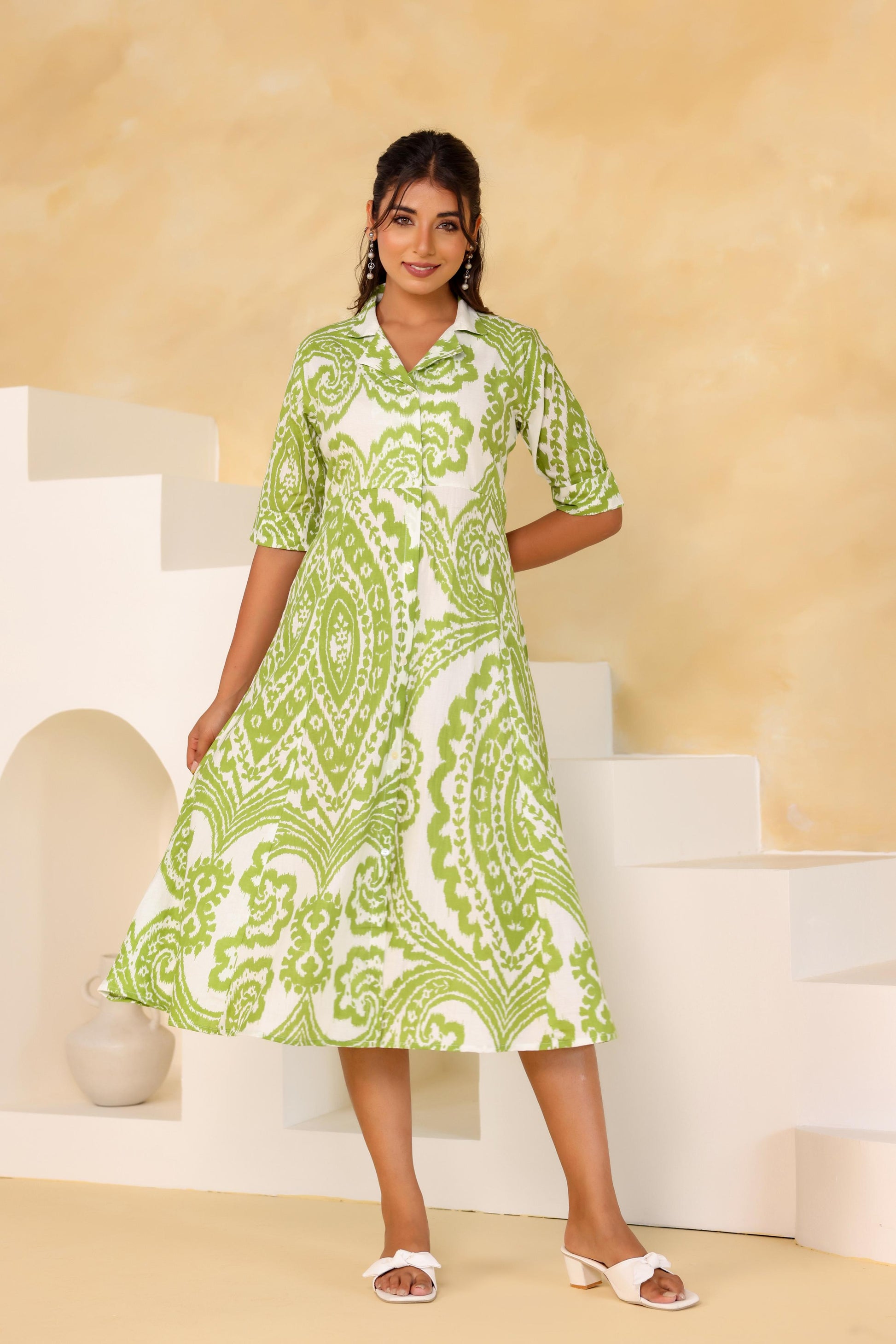 Stylera Green Boho Summer Dress with a Vibrant Pattern and Flowy Fit for Warm Weather
