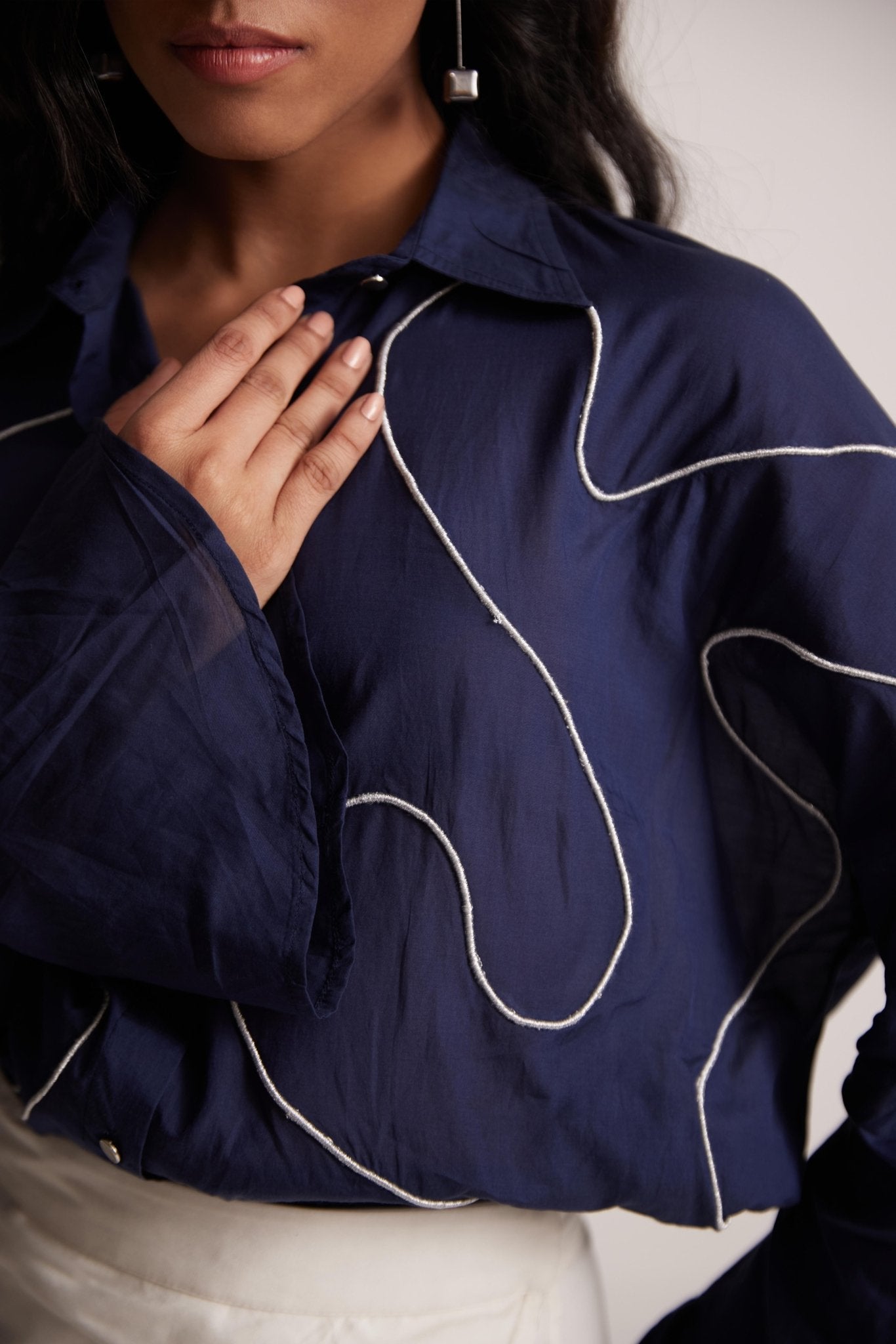 Stylera navy blue oversized cotton shirt with white embroidery details on the sleeves and front