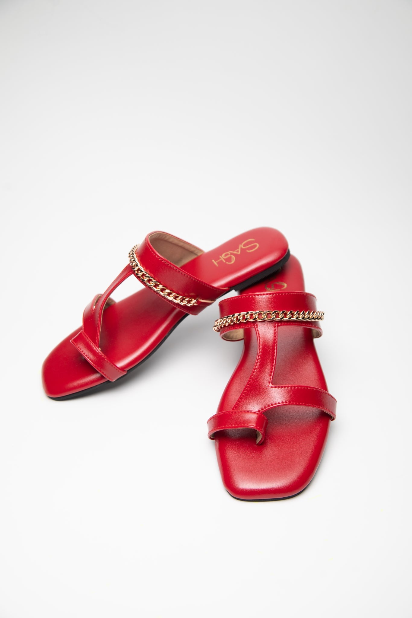 Stylera stylish red flat sandals with gold chain detail and open toe design