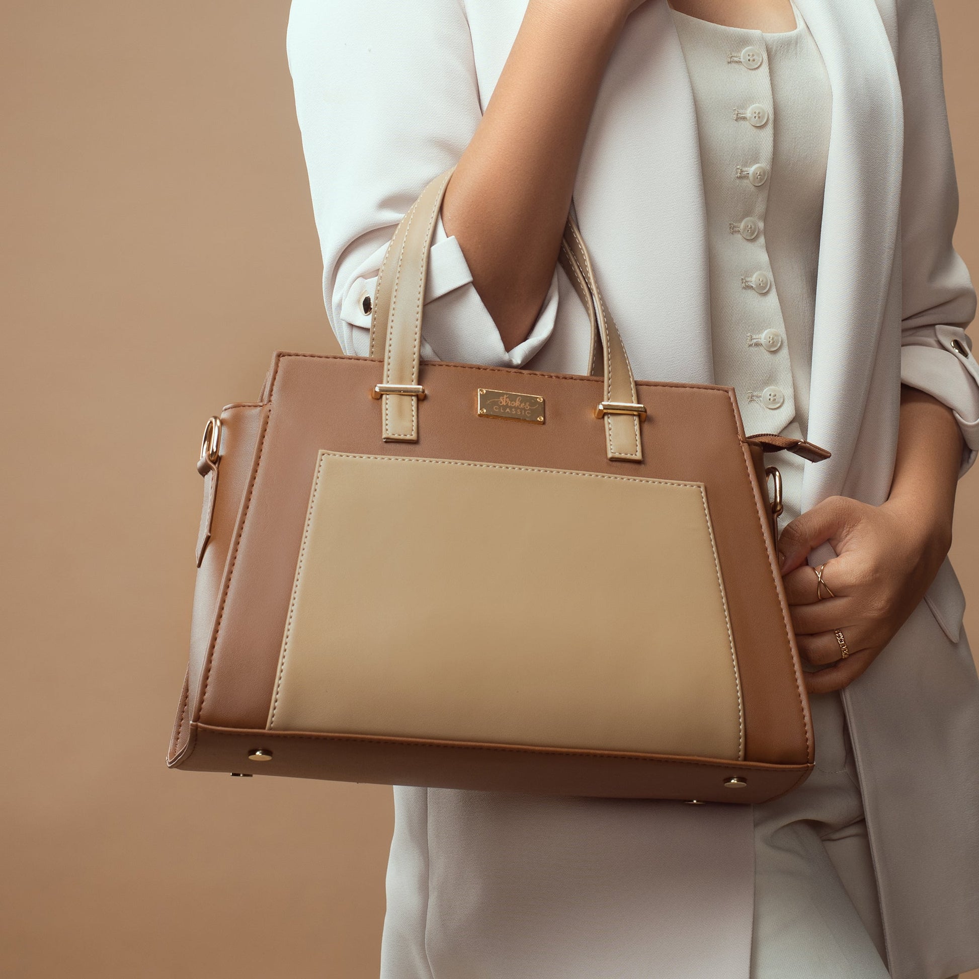 Stylish everyday work bags from Stylera featuring a chic two-tone design.