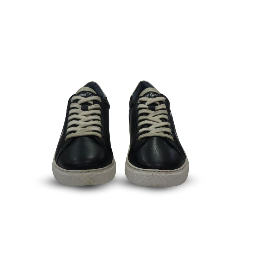 Stylera women's casual fashion sneakers in black with white laces for everyday style