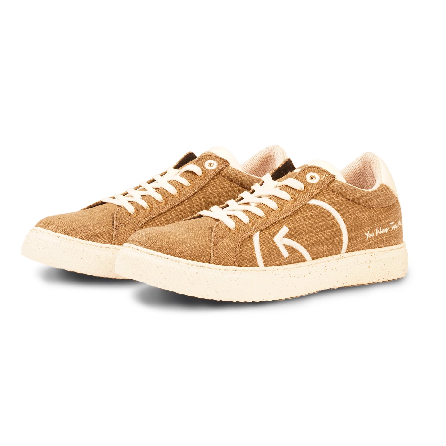 Stylera natural material sneakers for men in brown with white accents and laces