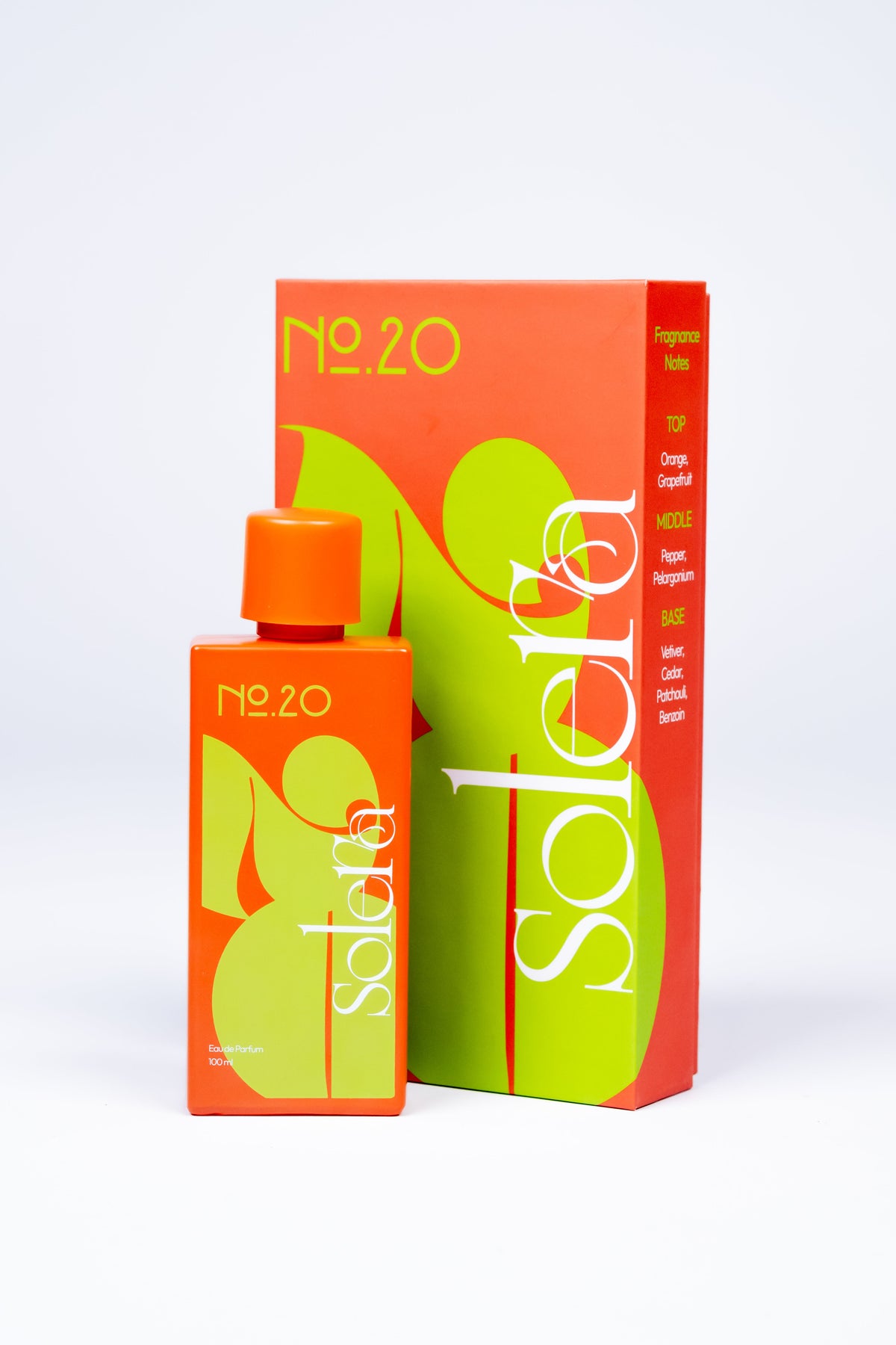 Solera No.20 Eau De Parfum being tested at the Stylera fragrance bar