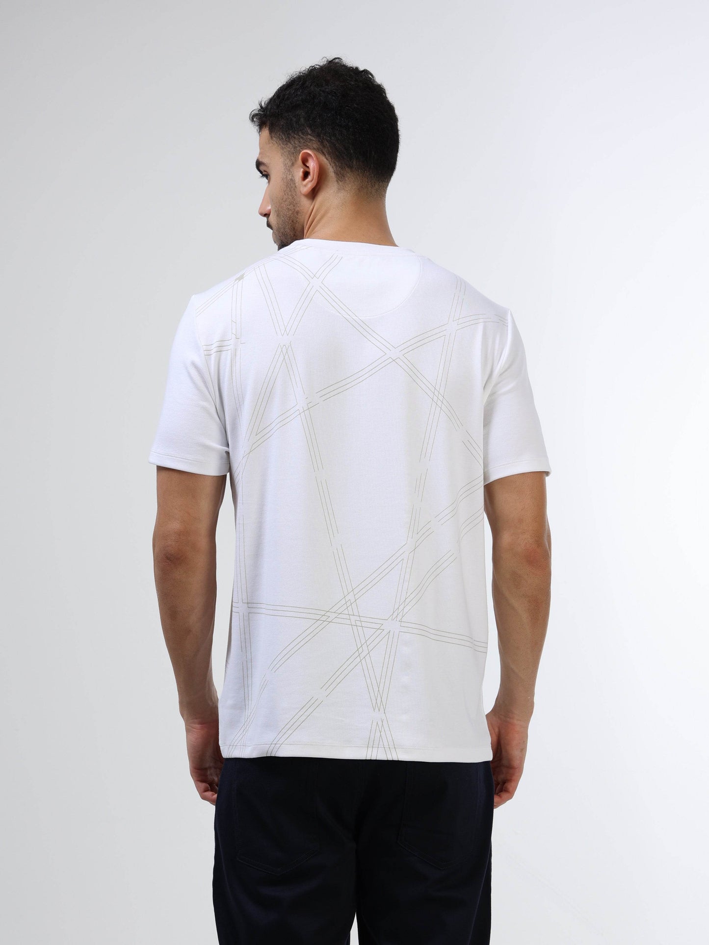 Men’s white t shirt