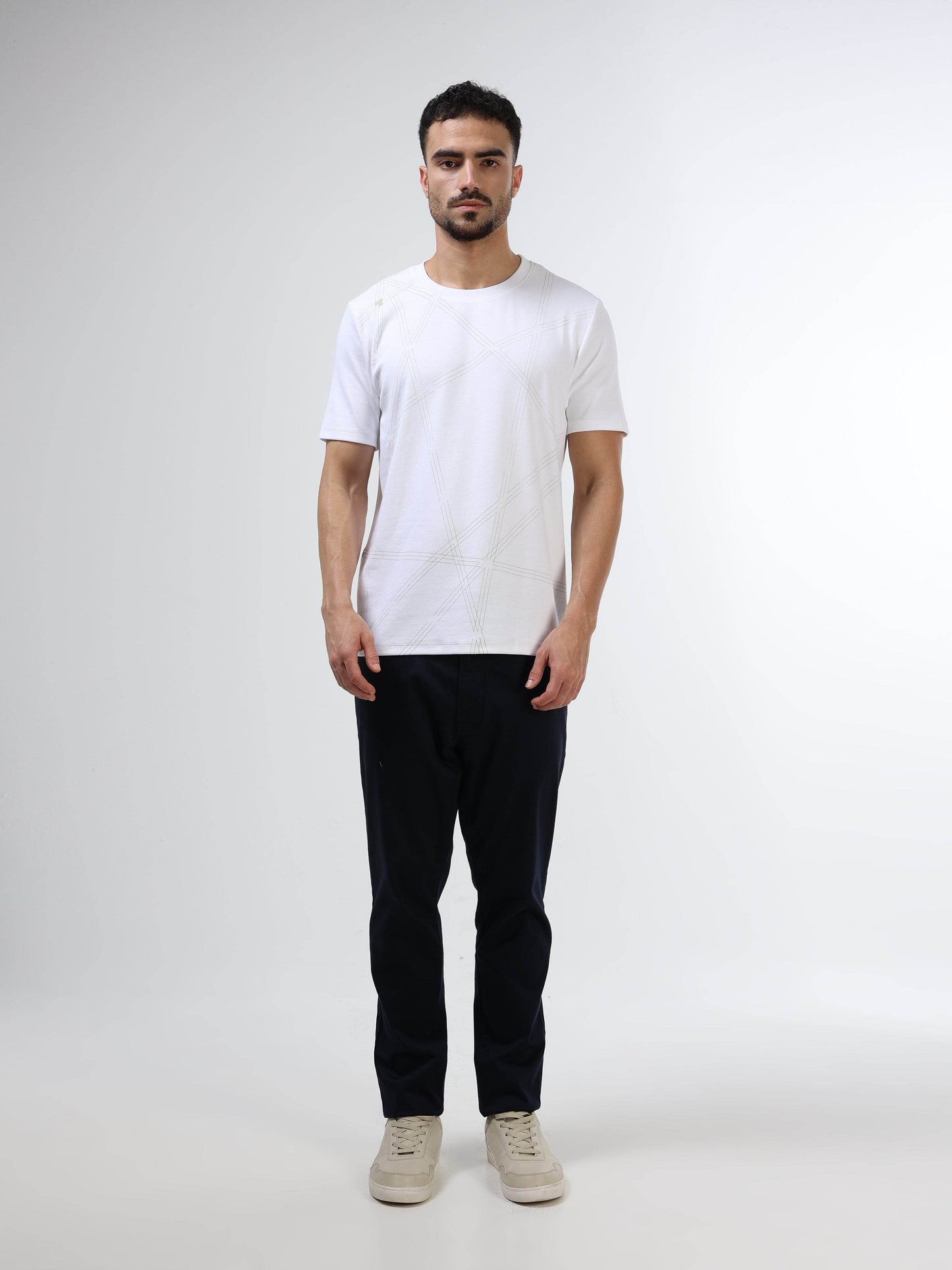 Men’s white t shirt