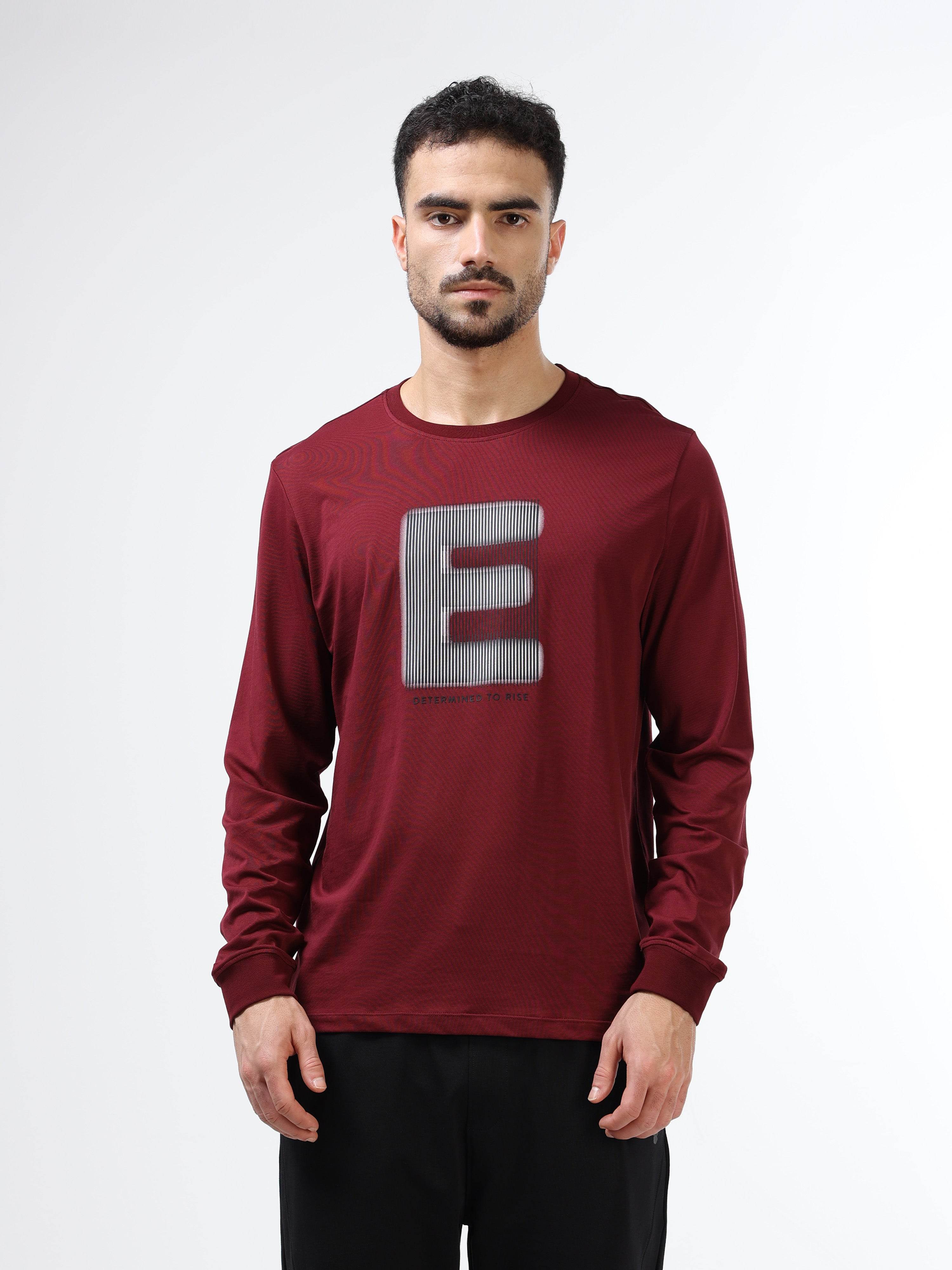 Men’s maroon tshirt