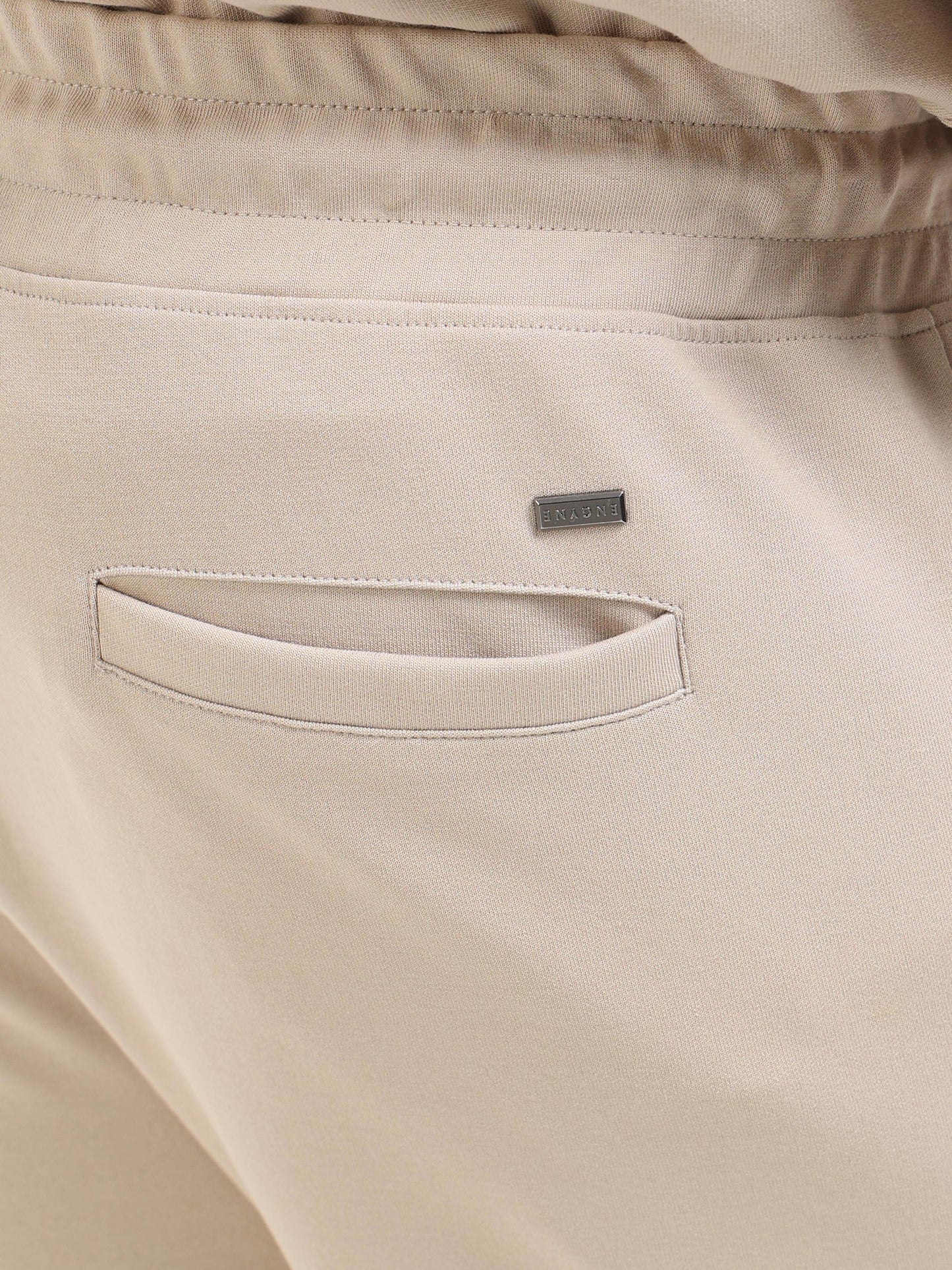 Men’s beige shorts
