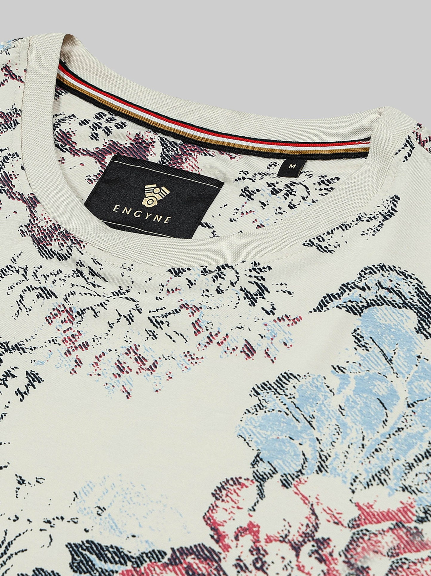 Beige tshirt