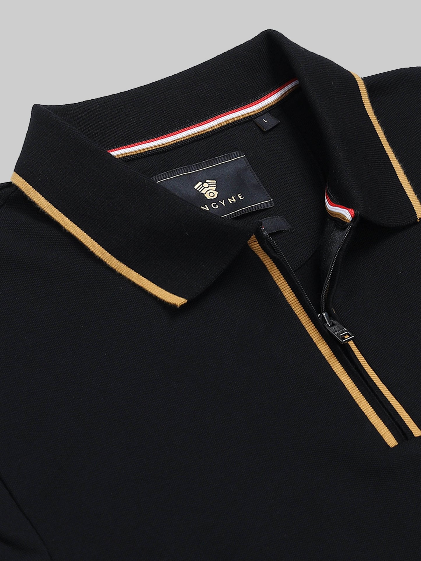 Men’s black polo t-shirt
