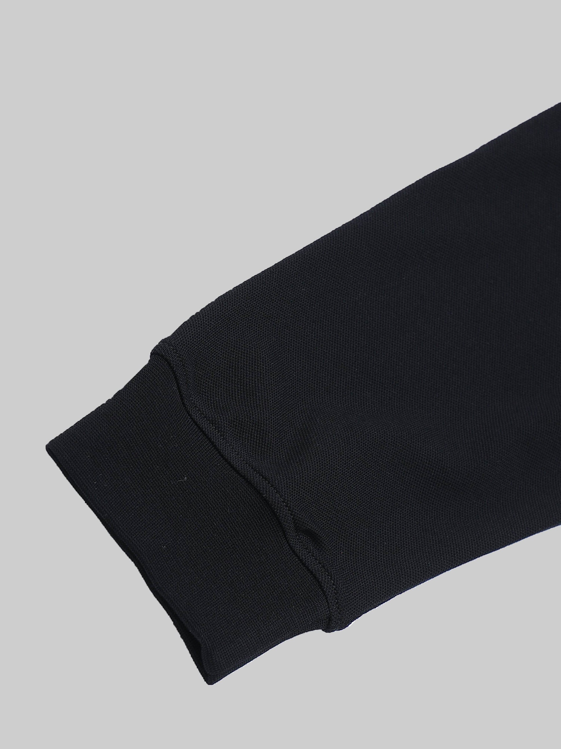 Men’s black polo t-shirt