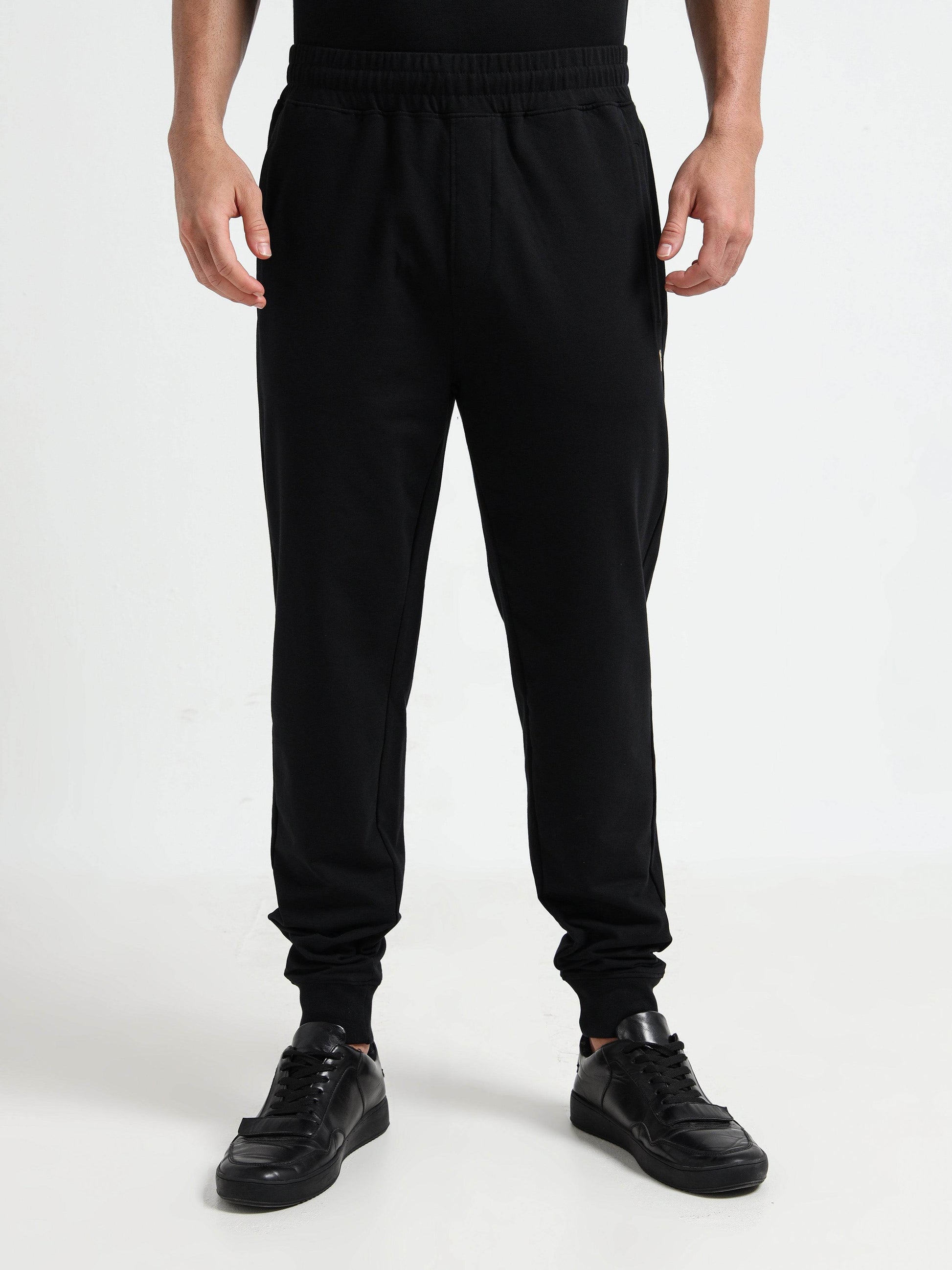Rougen Lycra Men Black Joggers
