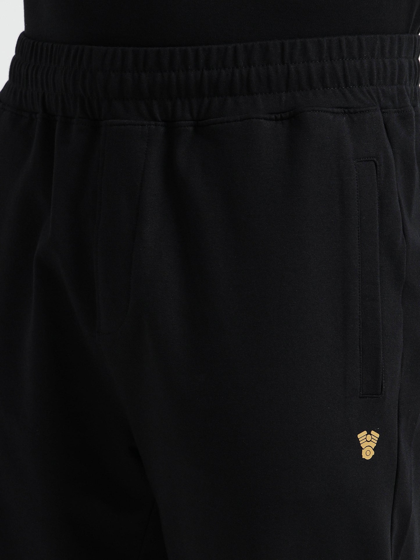 Rougen Lycra Men Black Joggers