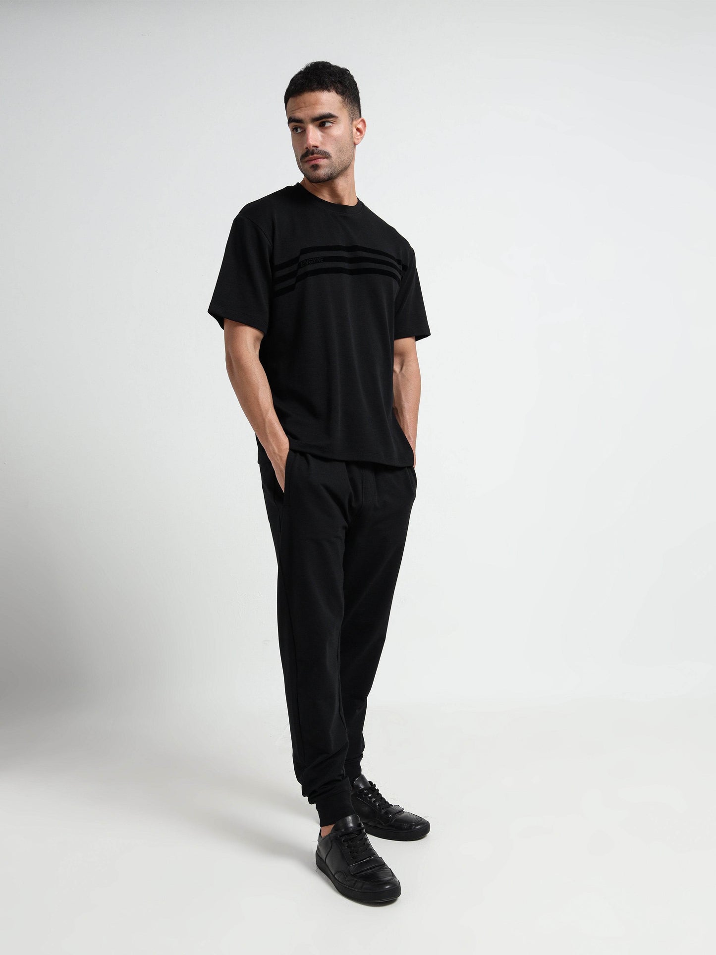 Rougen Lycra Men Black Joggers