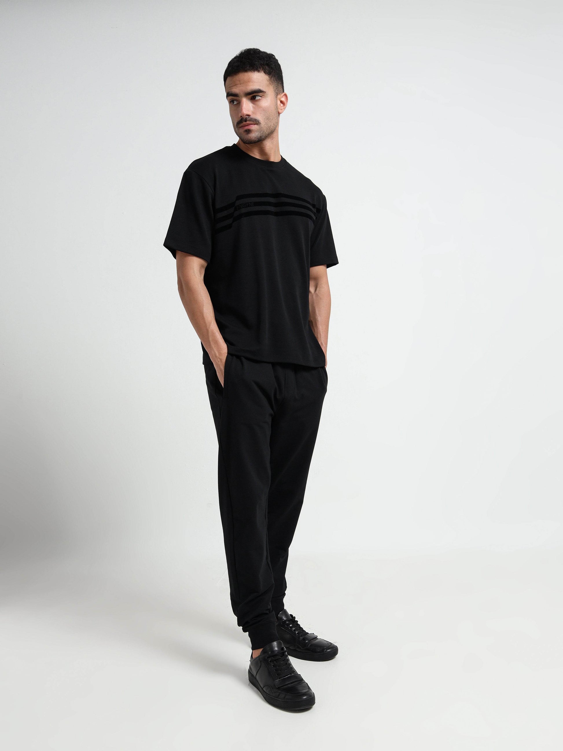 Rougen Lycra Men Black Joggers