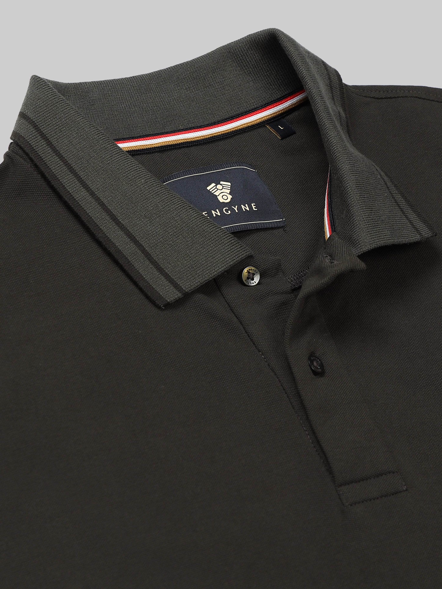 Engyne Rougen Piqué Polo – Tonal Collar Finish Olive