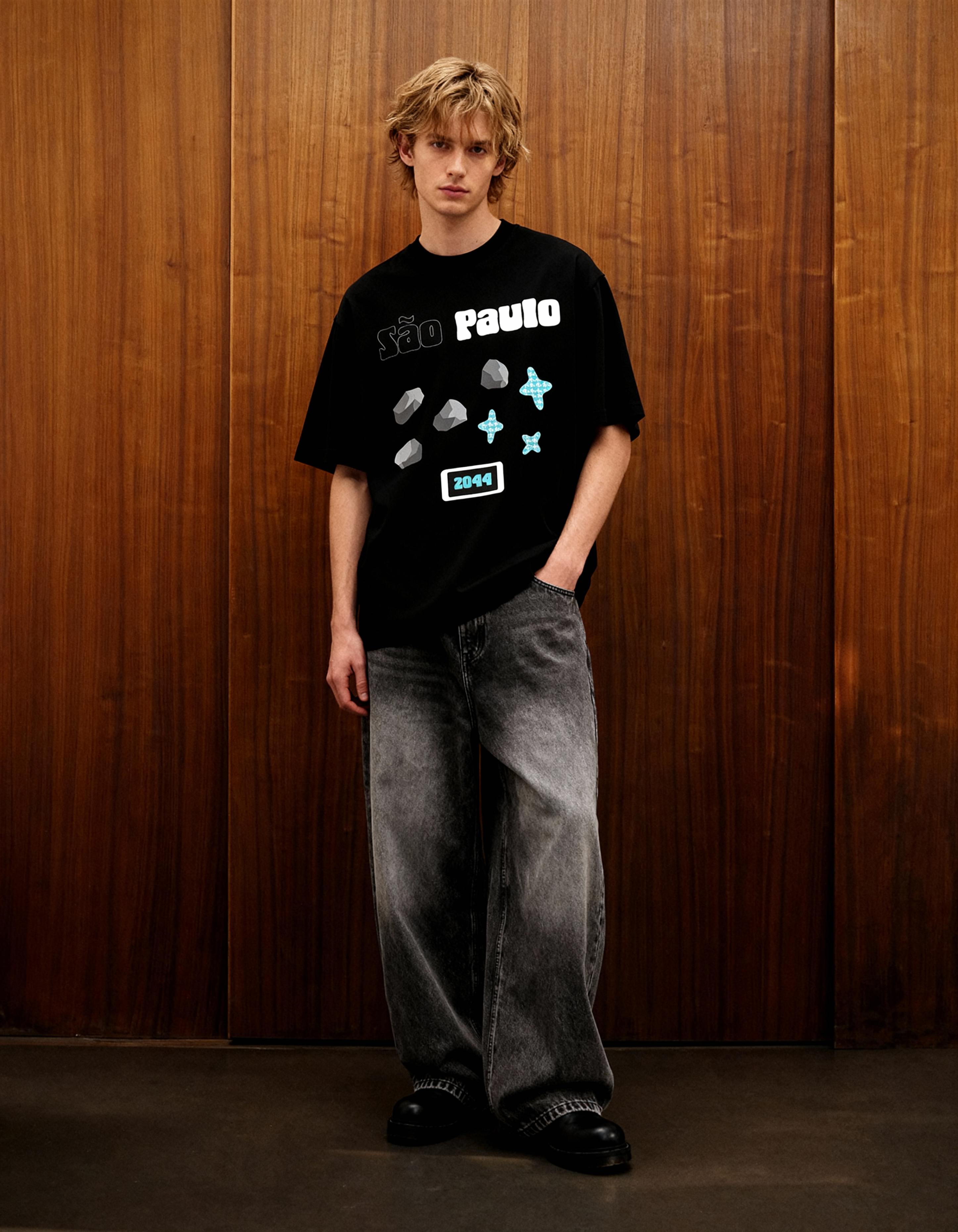 Sao Paulo Printed Black Oversized T-Shirt Main Character