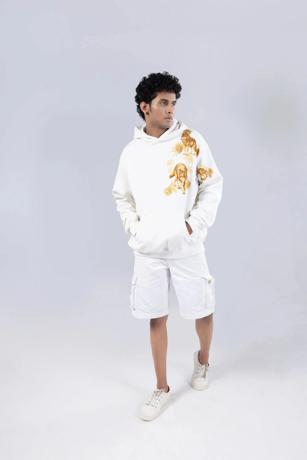 Lone Howl Printed White Hoodie Off Sinners