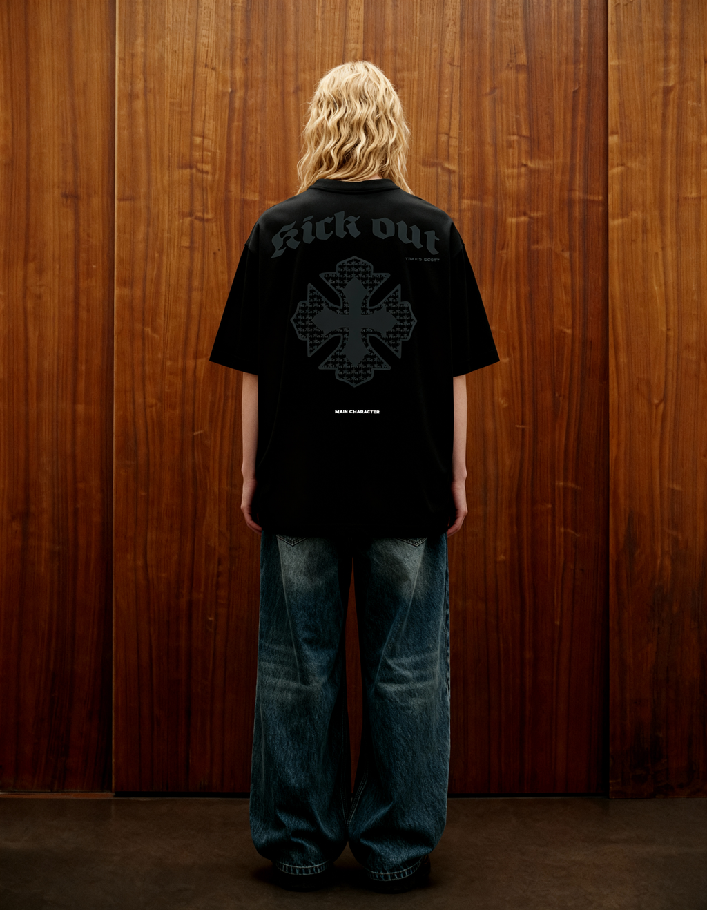 Kick Out Heavyweight-Oversized T-Shirt