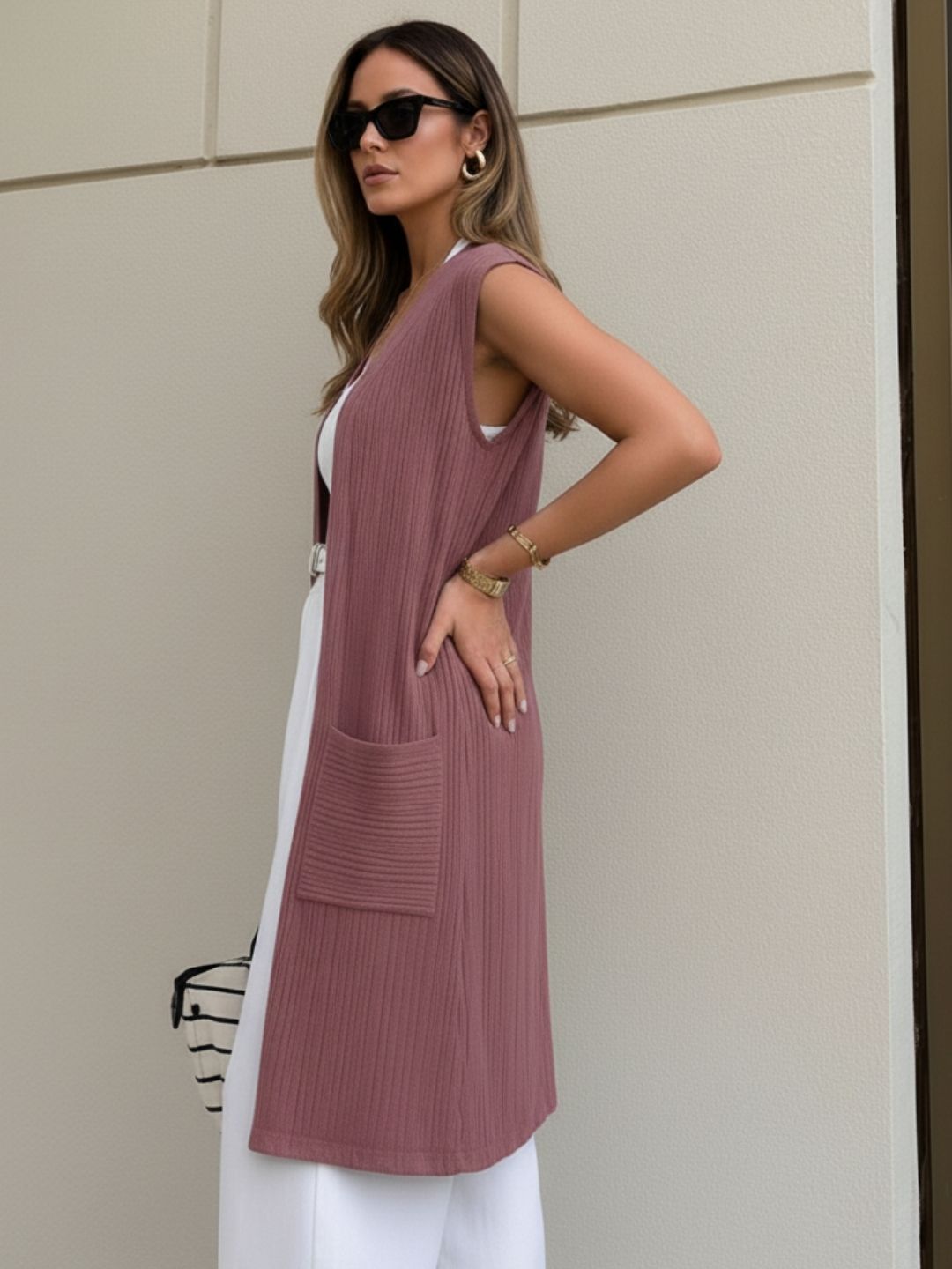 Mauve Self Textured Drop Needle Sleeveless Shrug