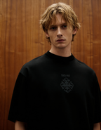 Kick Out Heavyweight-Oversized T-Shirt