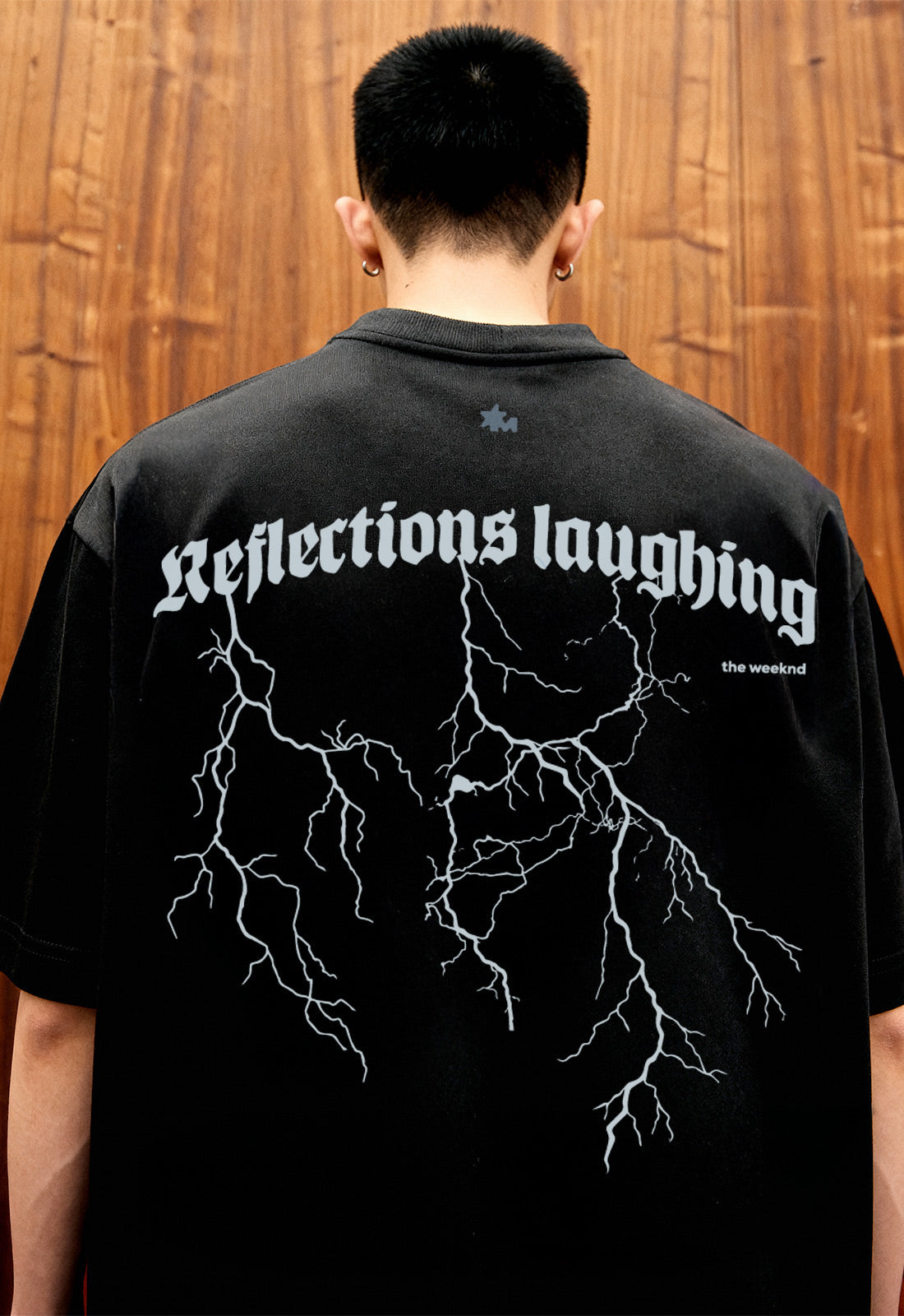 Reflections Laughing Heavyweight-Oversized T-Shirt