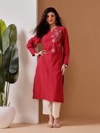 Barara Women’s Peach Embroidered Kurta