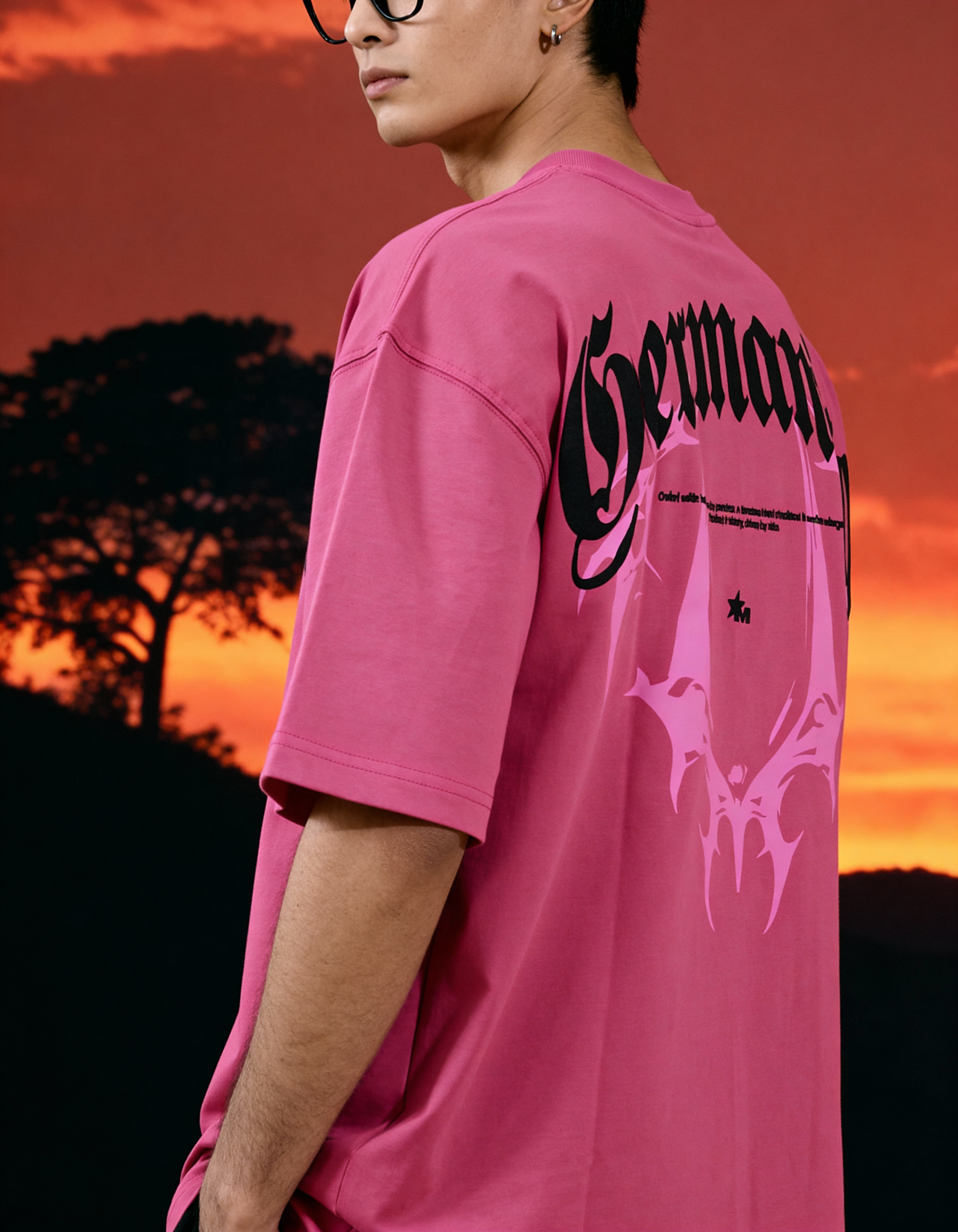 Germanica Printed Pink Oversized T-Shirt Main Character