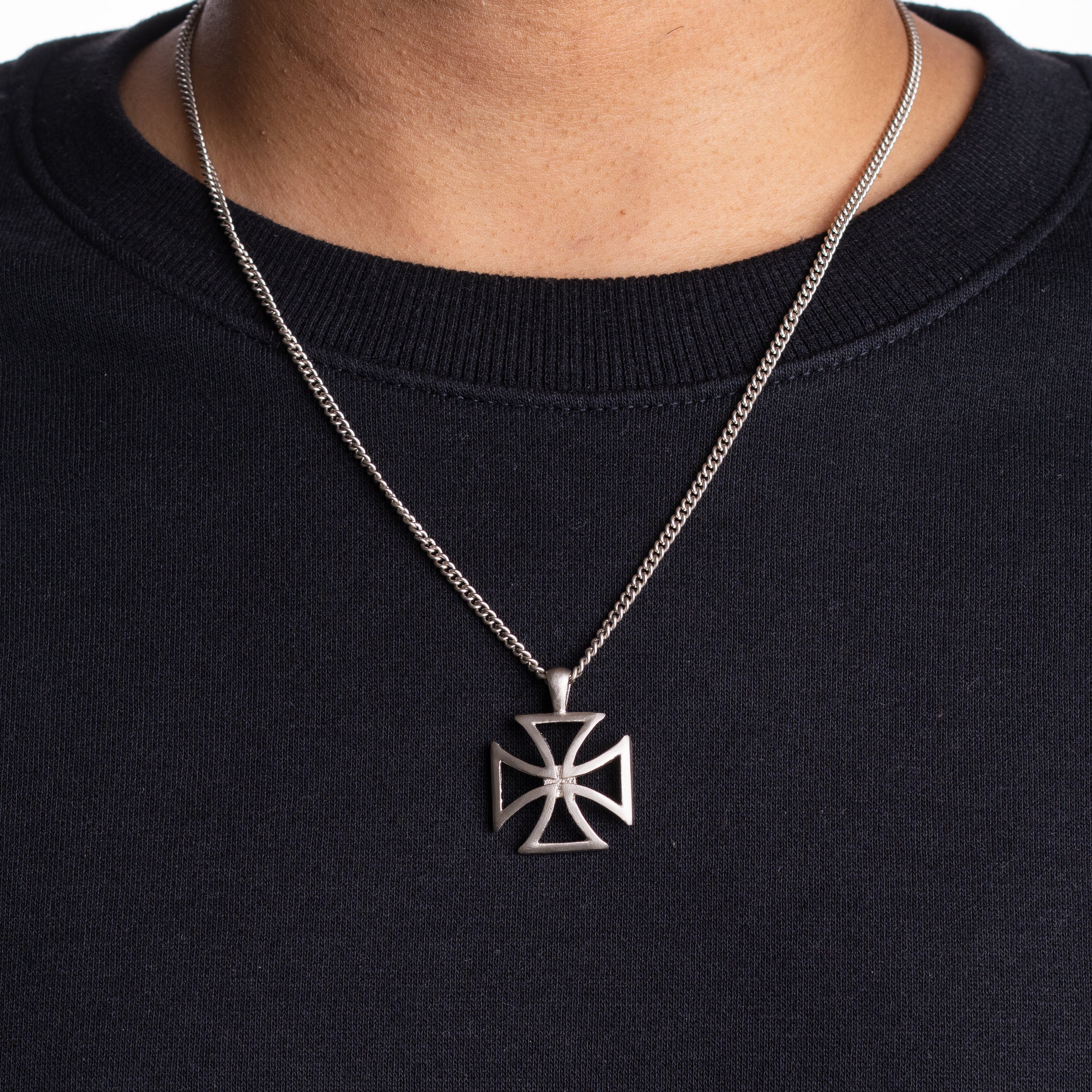 Templar  Pendant - Satin Silver Zach