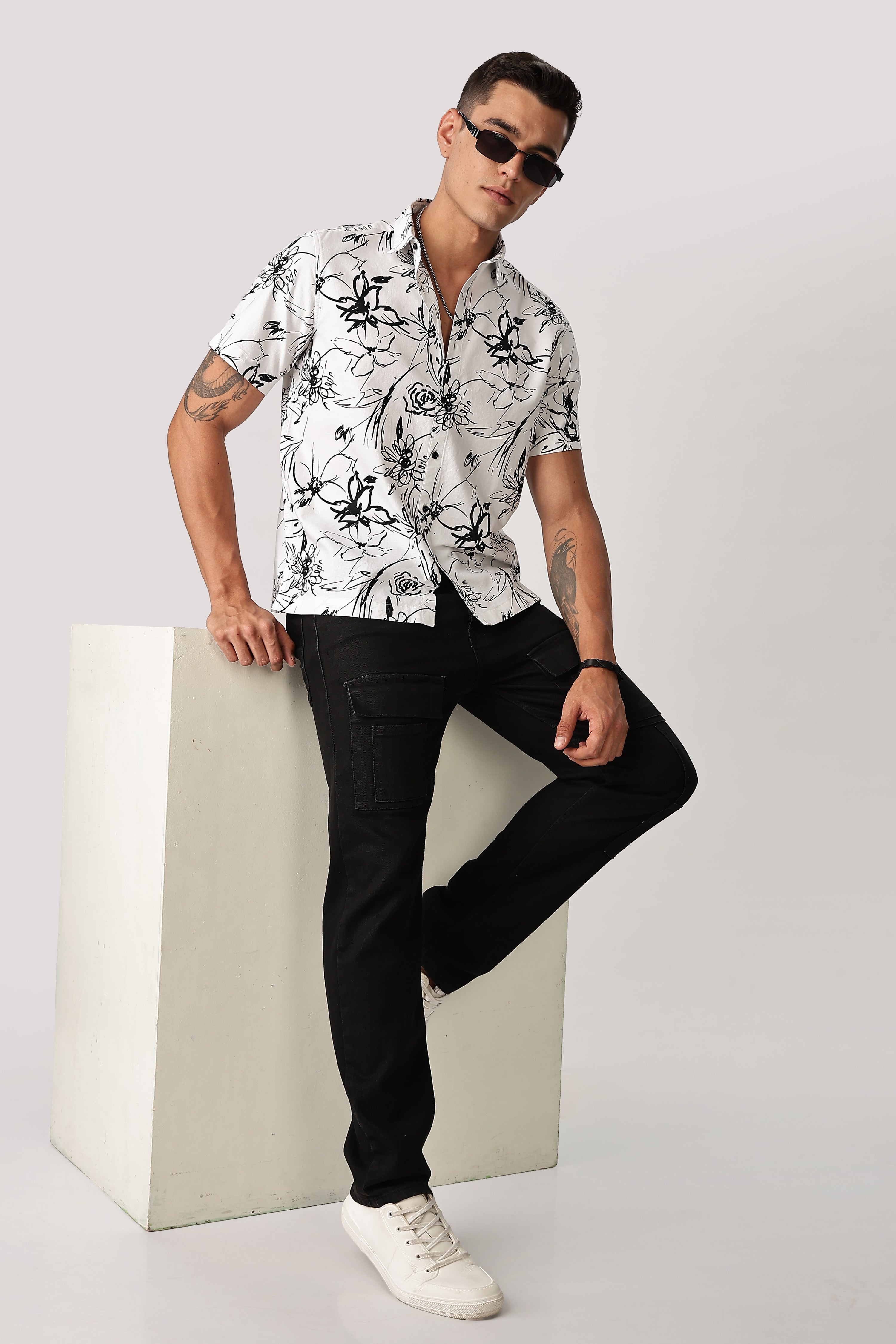 Uri Floral Sketch White Shirt Uri