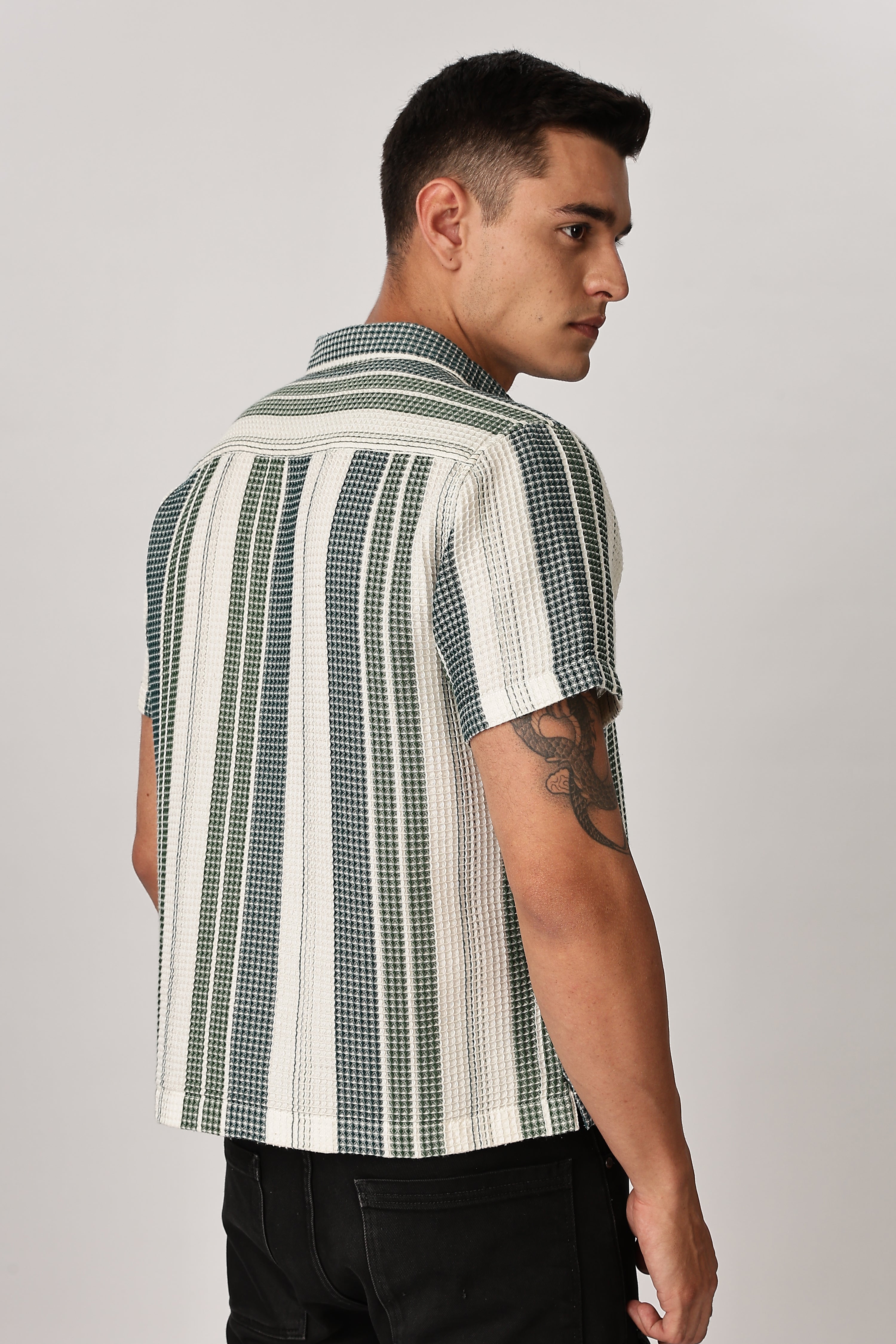 Uri Off White and Green Textured Stripe Shirt Uri