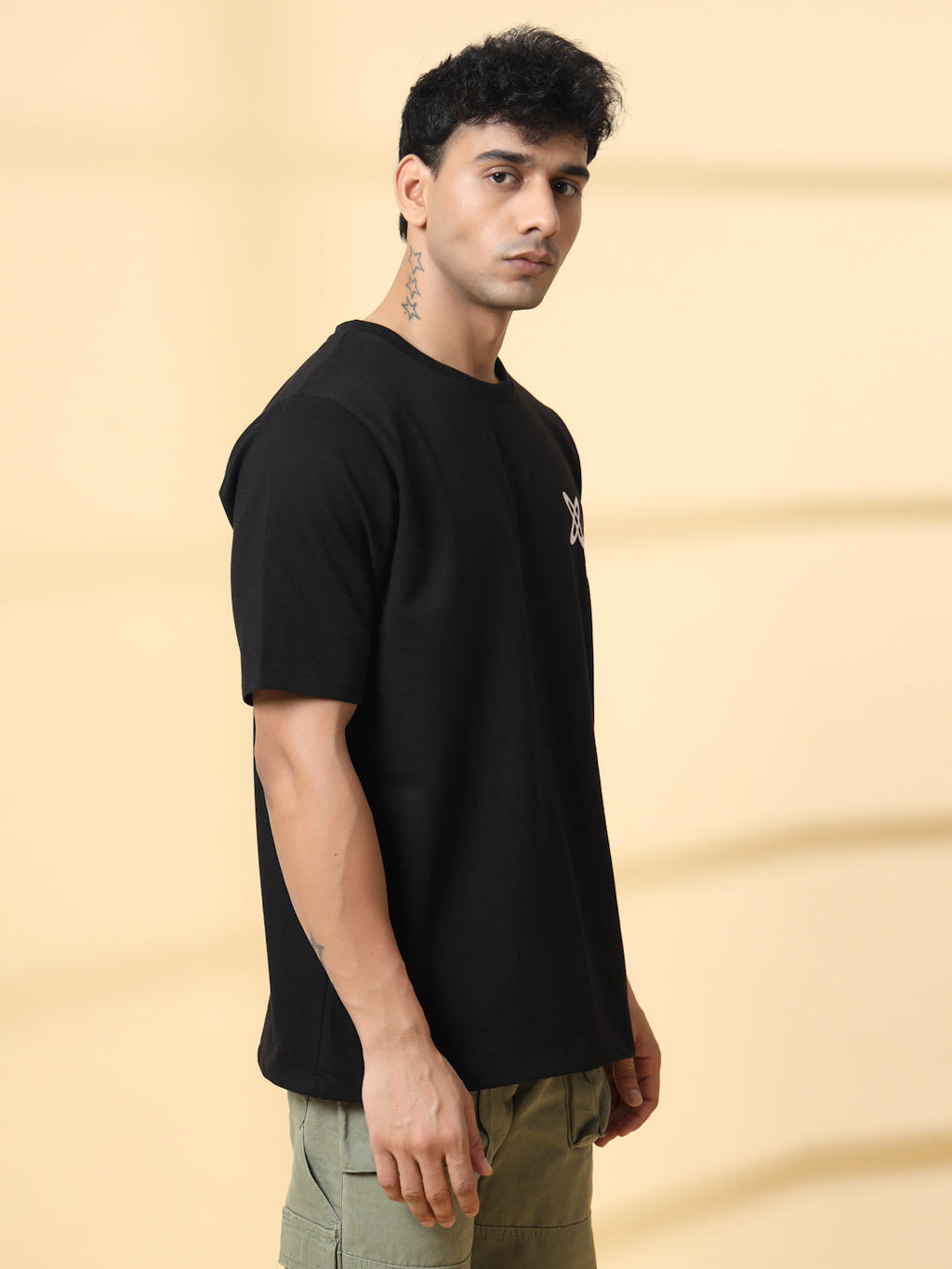 Men Black Typography  Oversized T-shirt