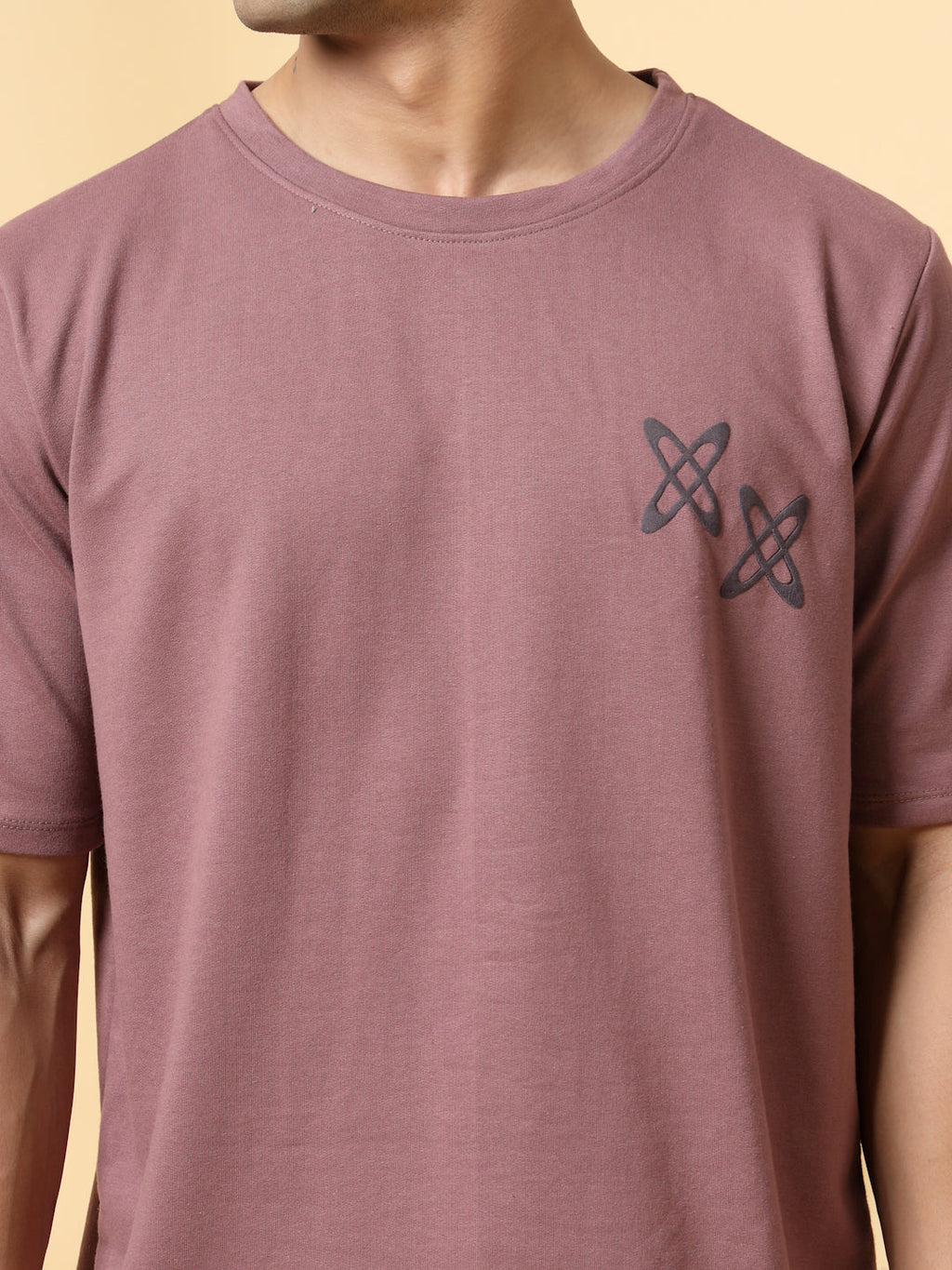 Men Mauve Typography  Oversized T-shirt