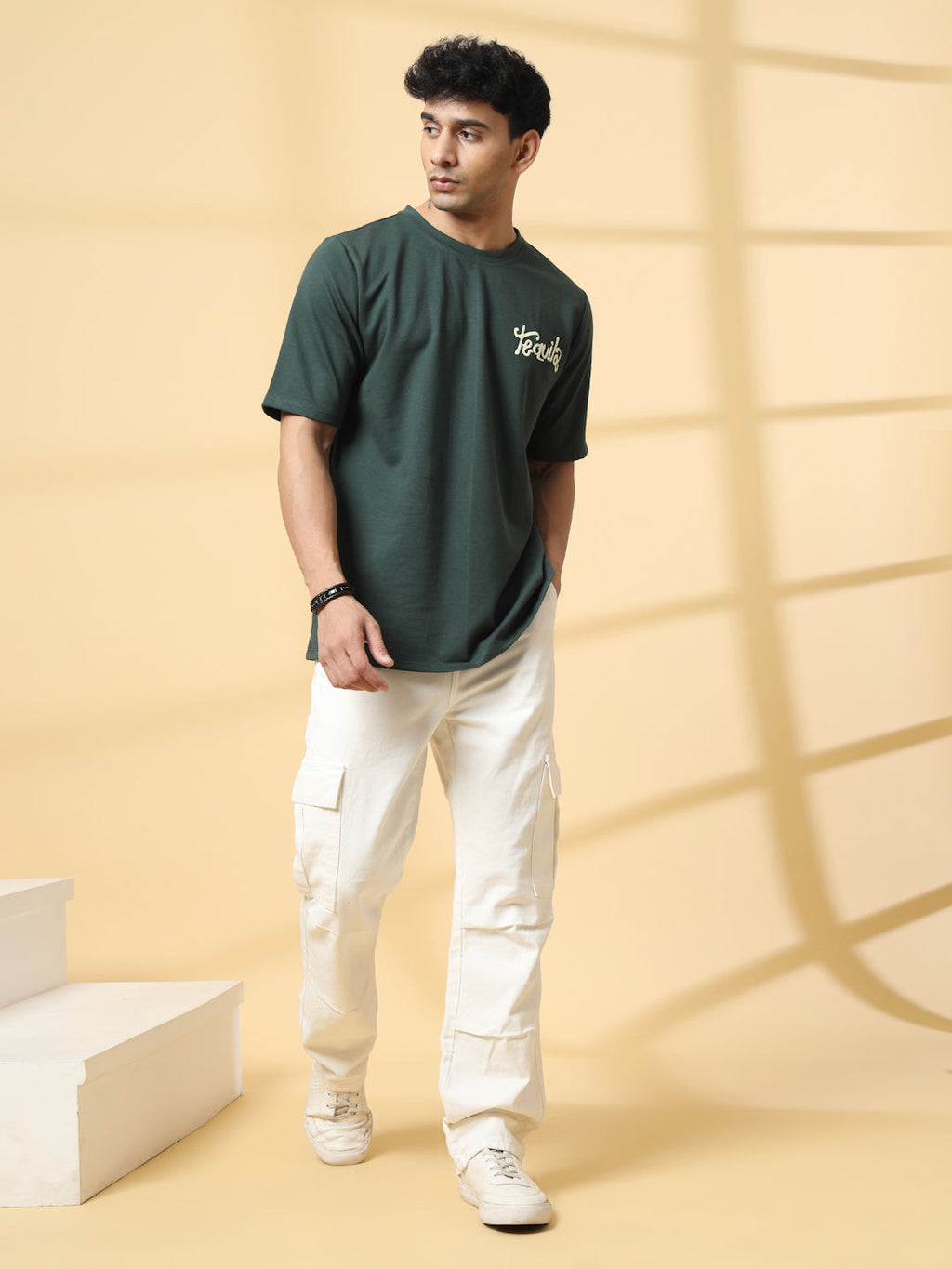 Men Drink in Design  Oversized T-shirt