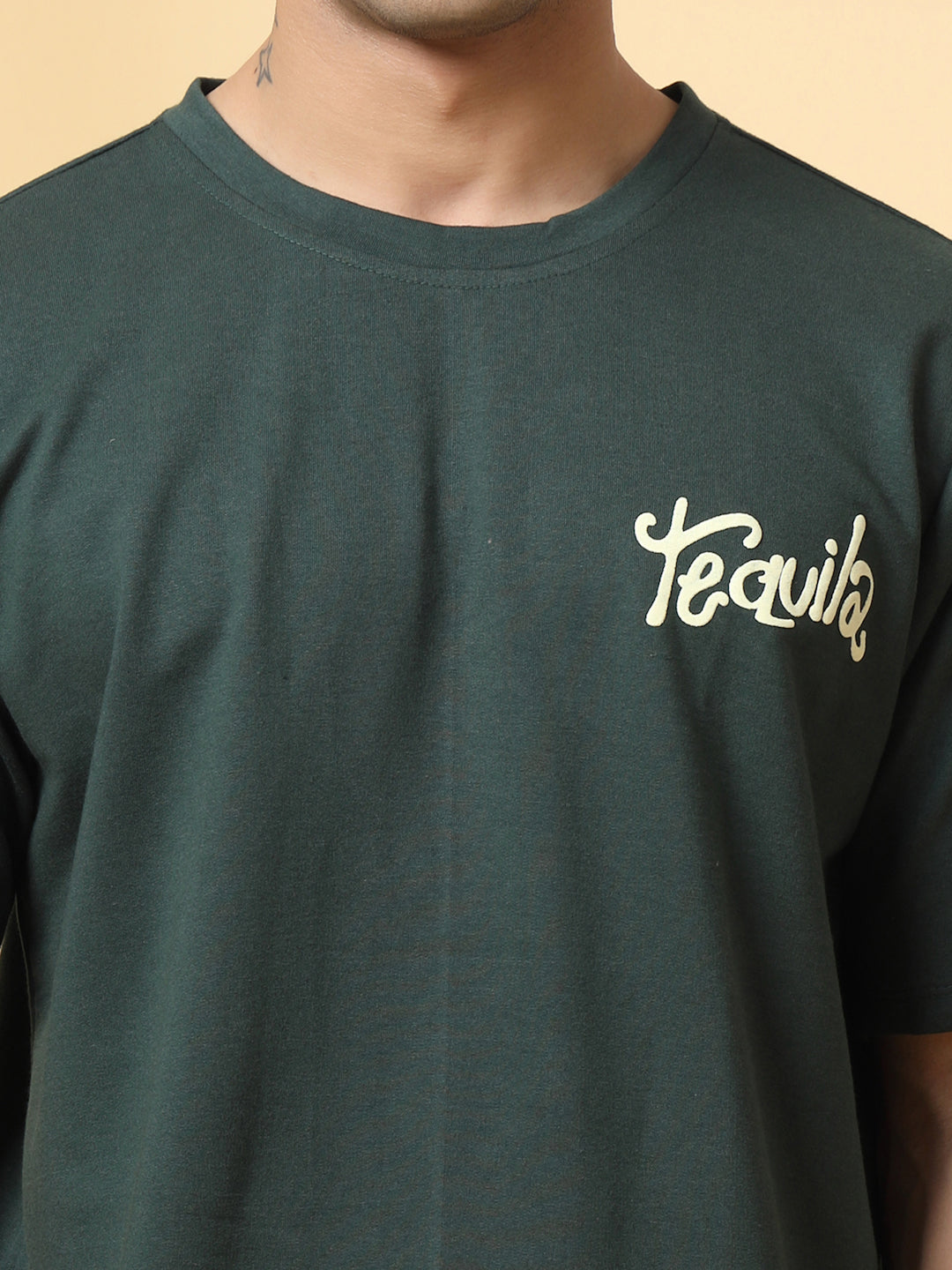 Men Drink in Design  Oversized T-shirt