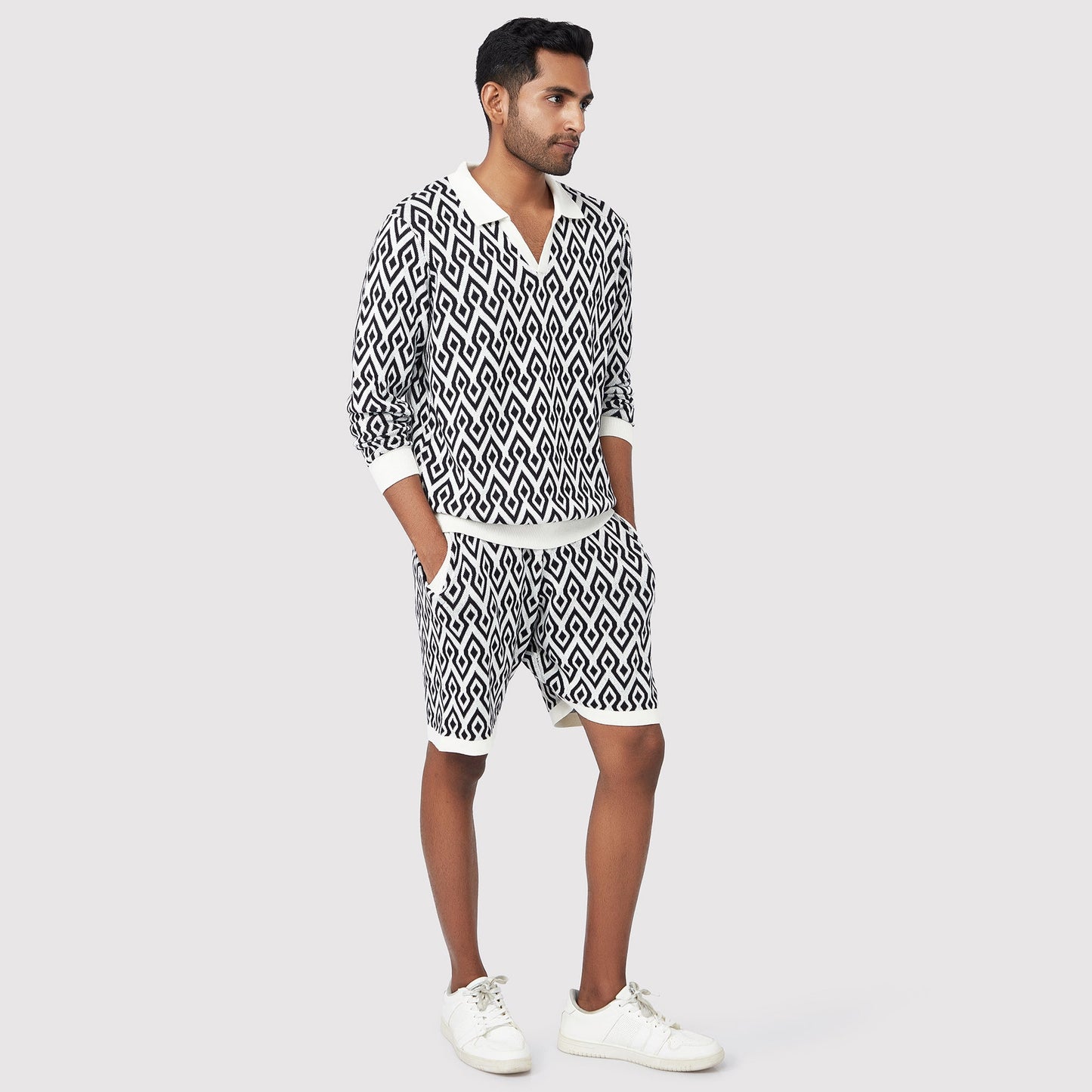 ILLUSION JACQUARD KNIT SHORTS