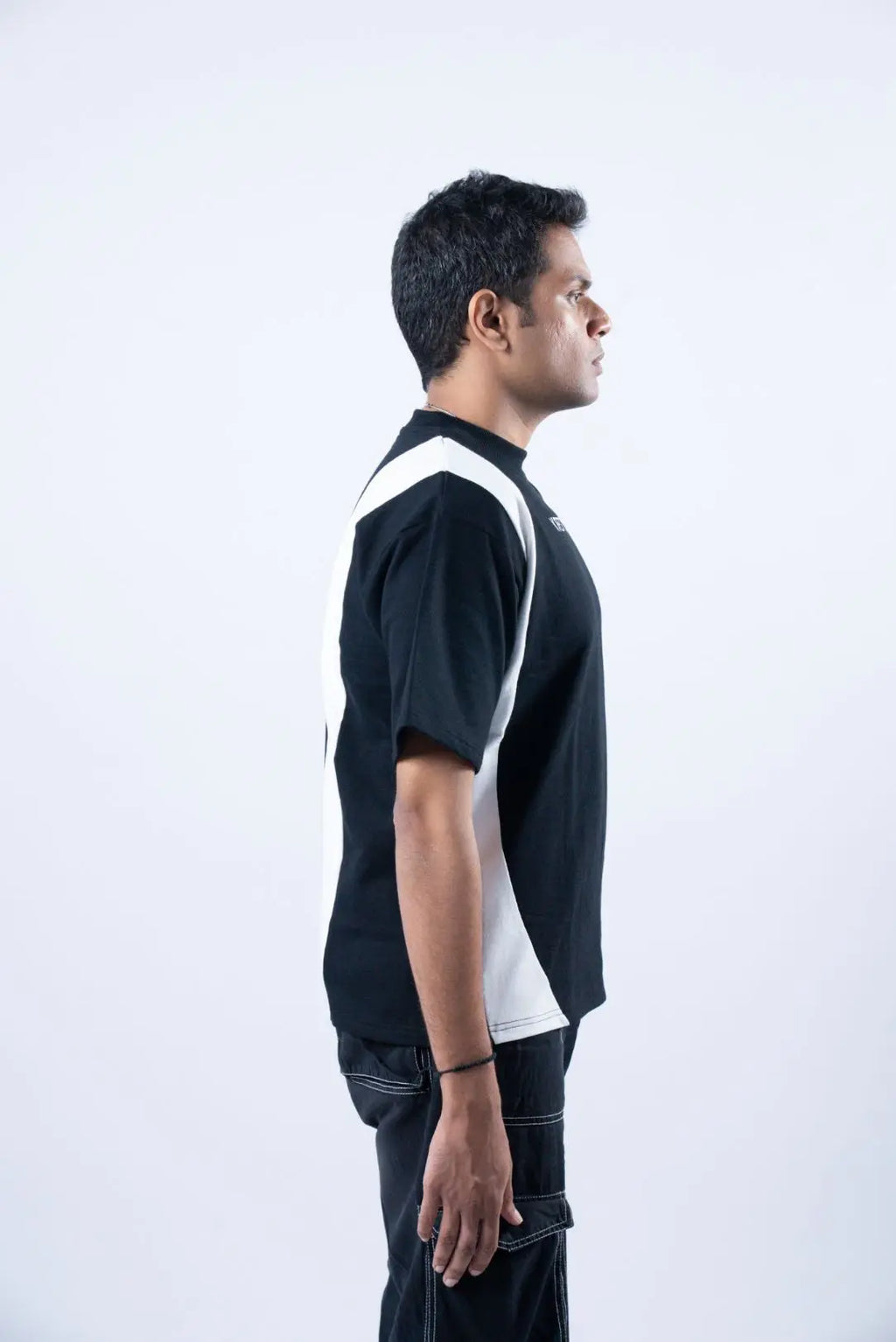 Unisex Embroidered Logo Black & White Splits T-Shirt Kreflct