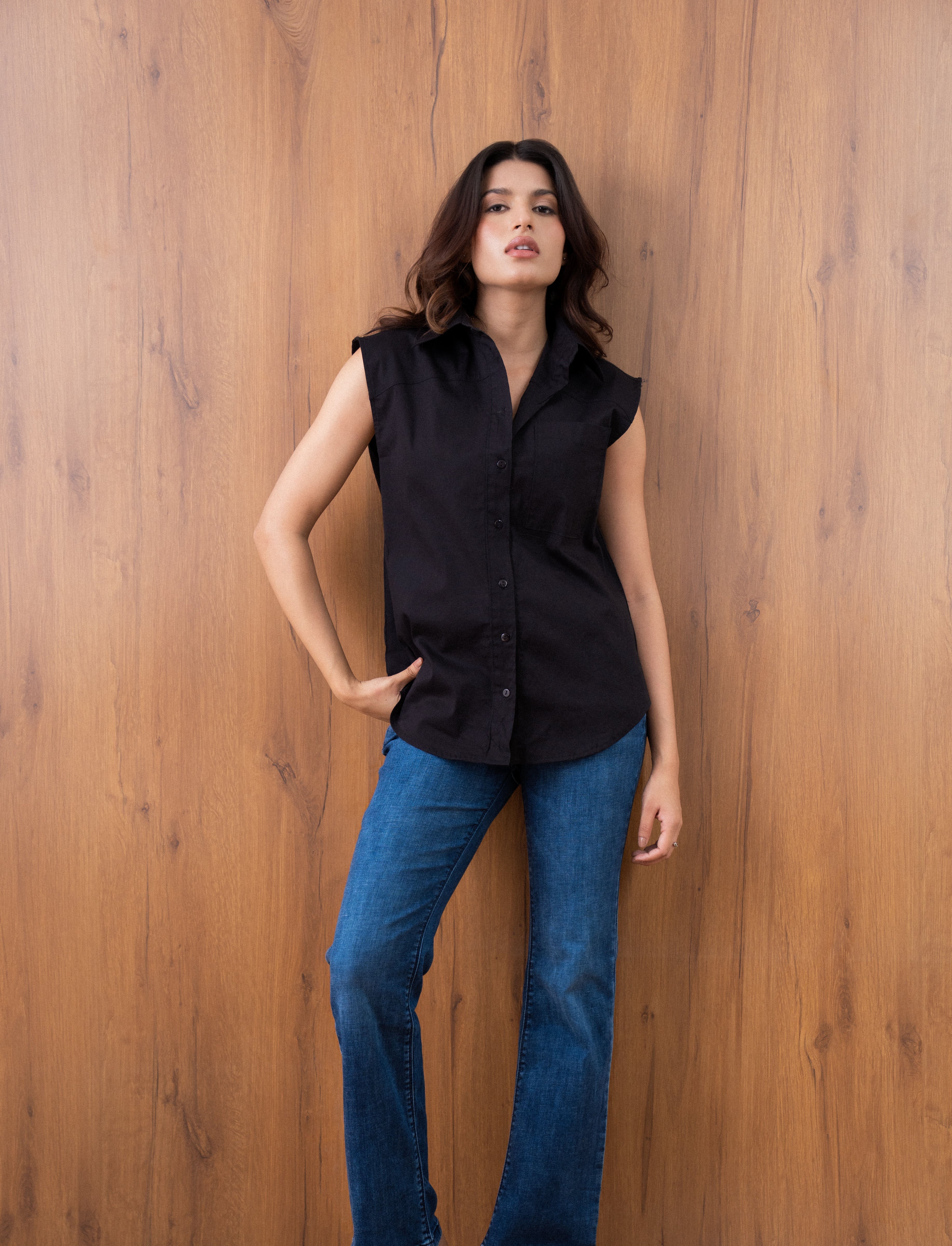 Sleeveless Poplin Shirt