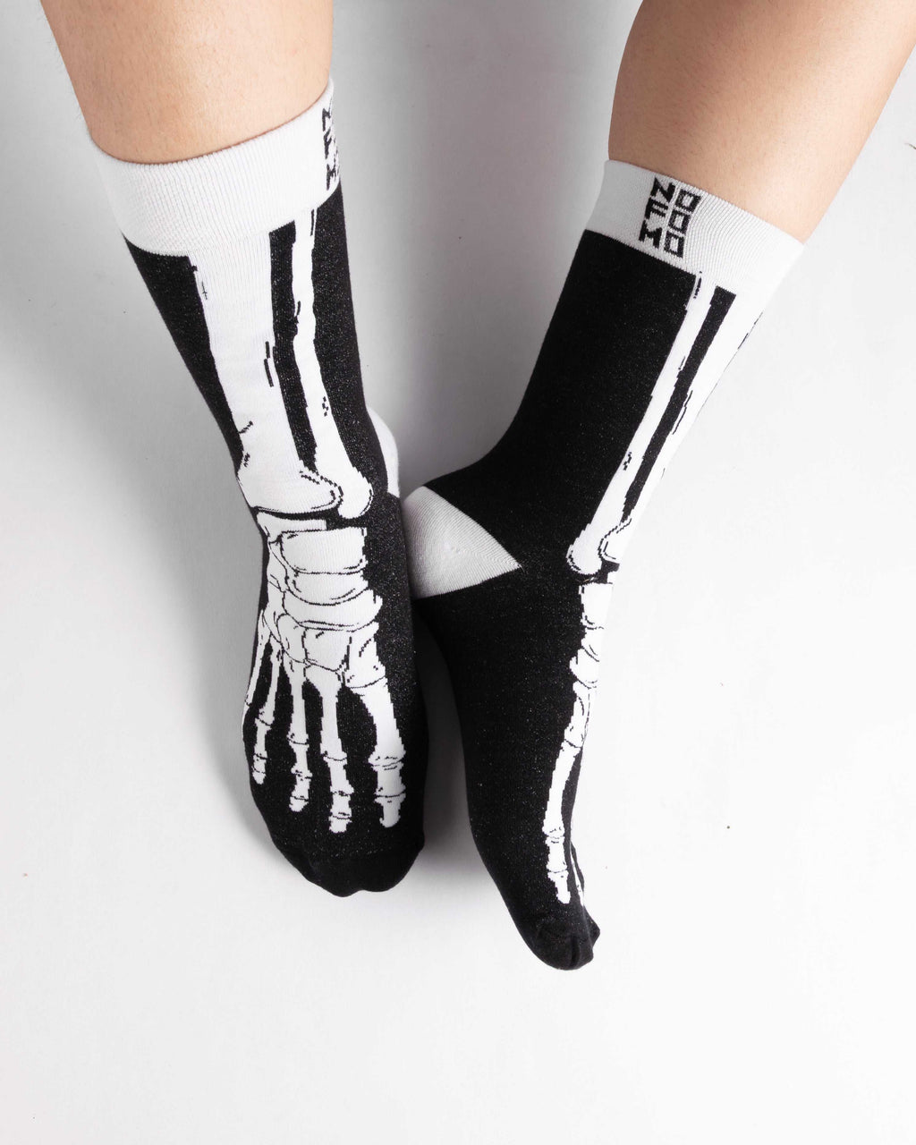 X-ray - Crew Length Socks NOFOMO