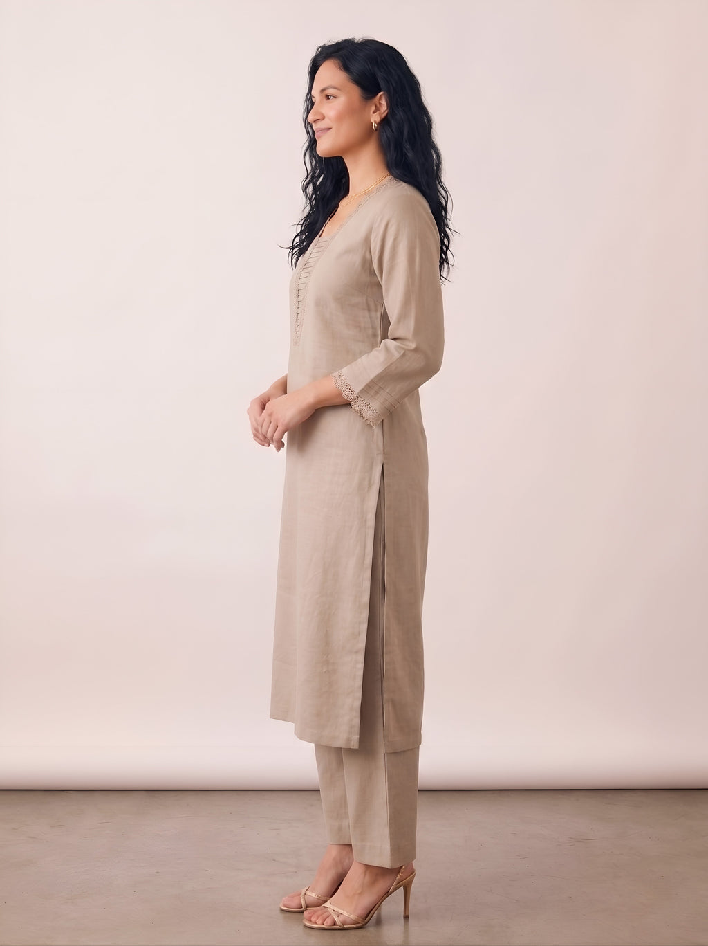 Barara Women's Beige Crochet Detail Straight Kurta Set