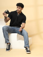 Rigo Men's Black Solid Polo T-shirt With Contrast Piping