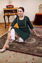 Women Dark Green Cotton Dobby Kurta Krya