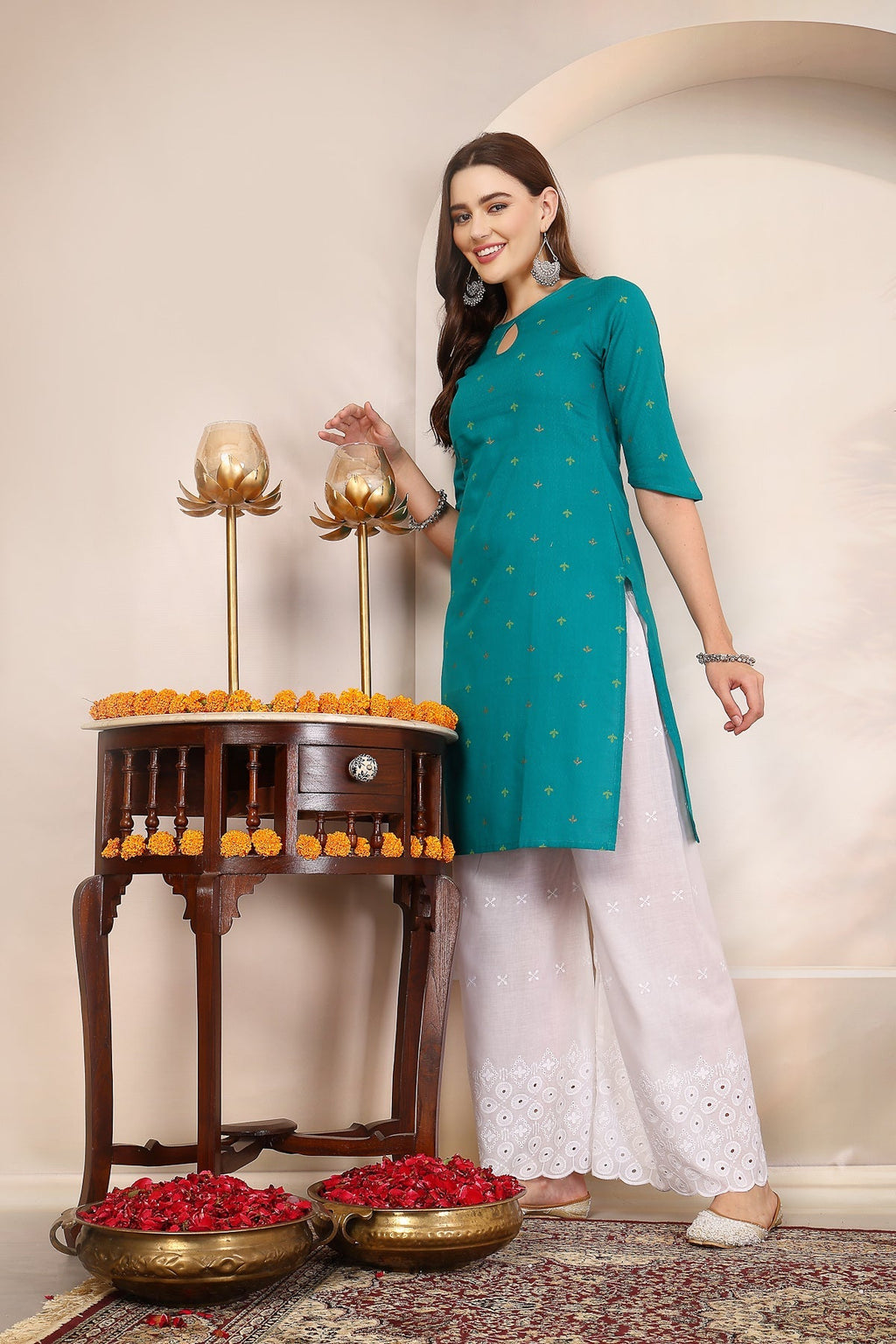 Women Teal Keyhole Neck Straight Kurta Krya