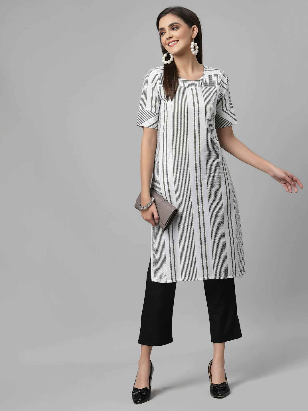 Women White & Olive Striped Cotton Knee Length Kurta