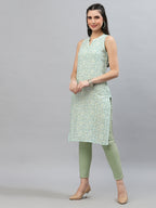 Women Multicolor Viscose Sleeveless Kurta Krya