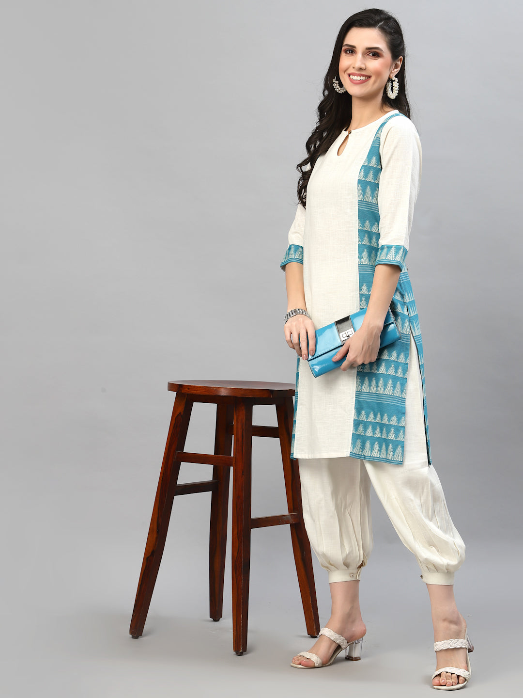 Women Off White & Blue Linen Jacquard Kurta